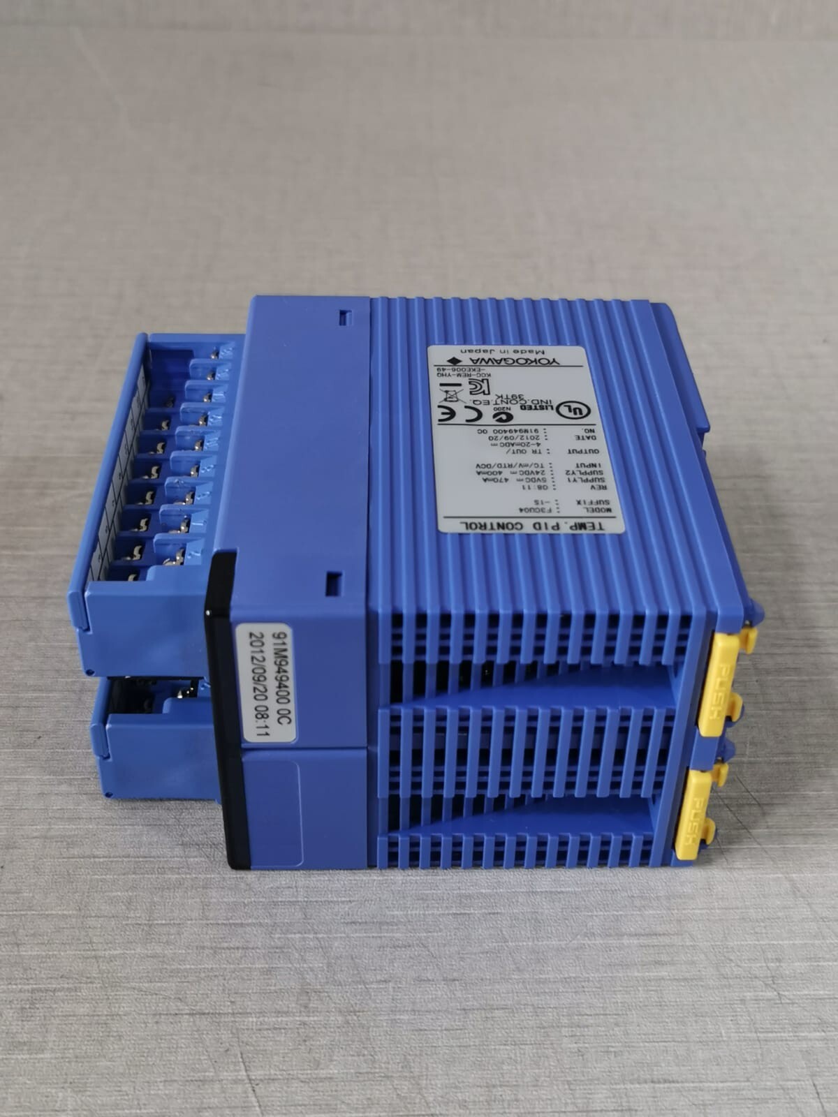 YOKOGAWA F3CU04-1S F3CU04 YOKOGAWA F3CU04-1S TEMPERATURE PID CONTROL 10