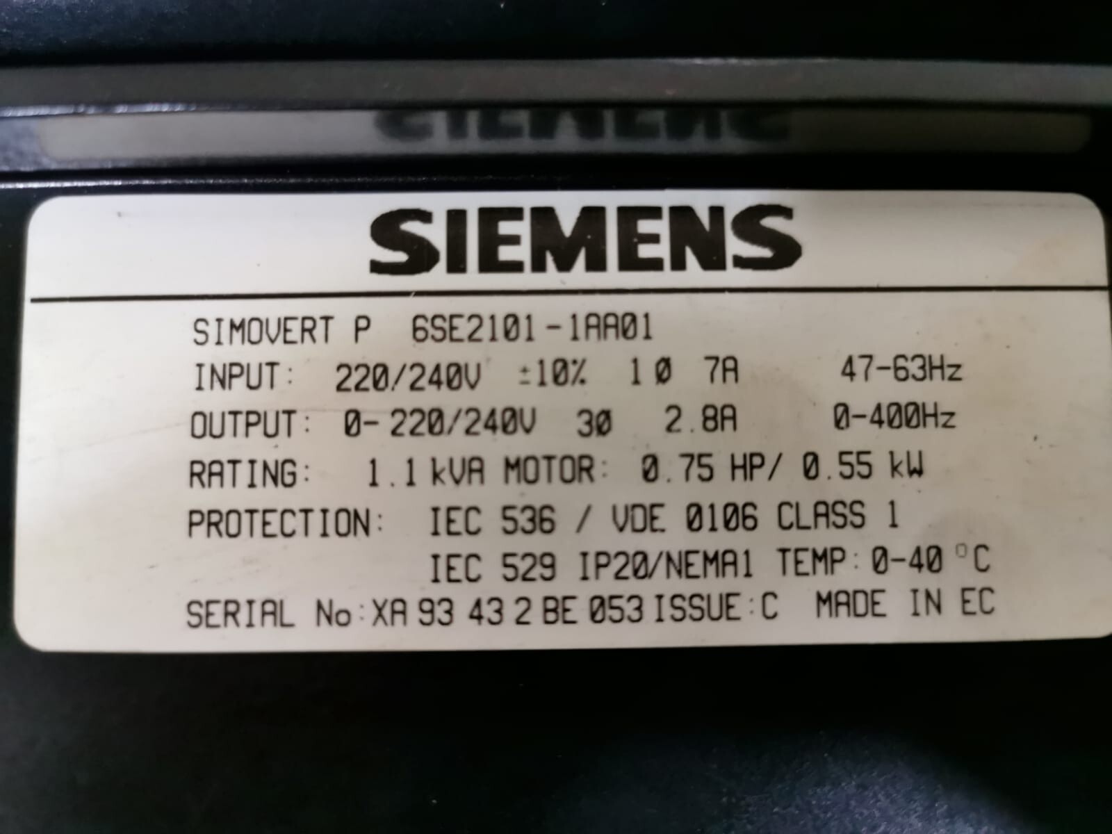 Siemens SIMOVERT P 6SE2101-1AA01 SIEMENS SIMOVERT P 6SE2101-1AA01 MOTOR DRIVE 220/240V 2