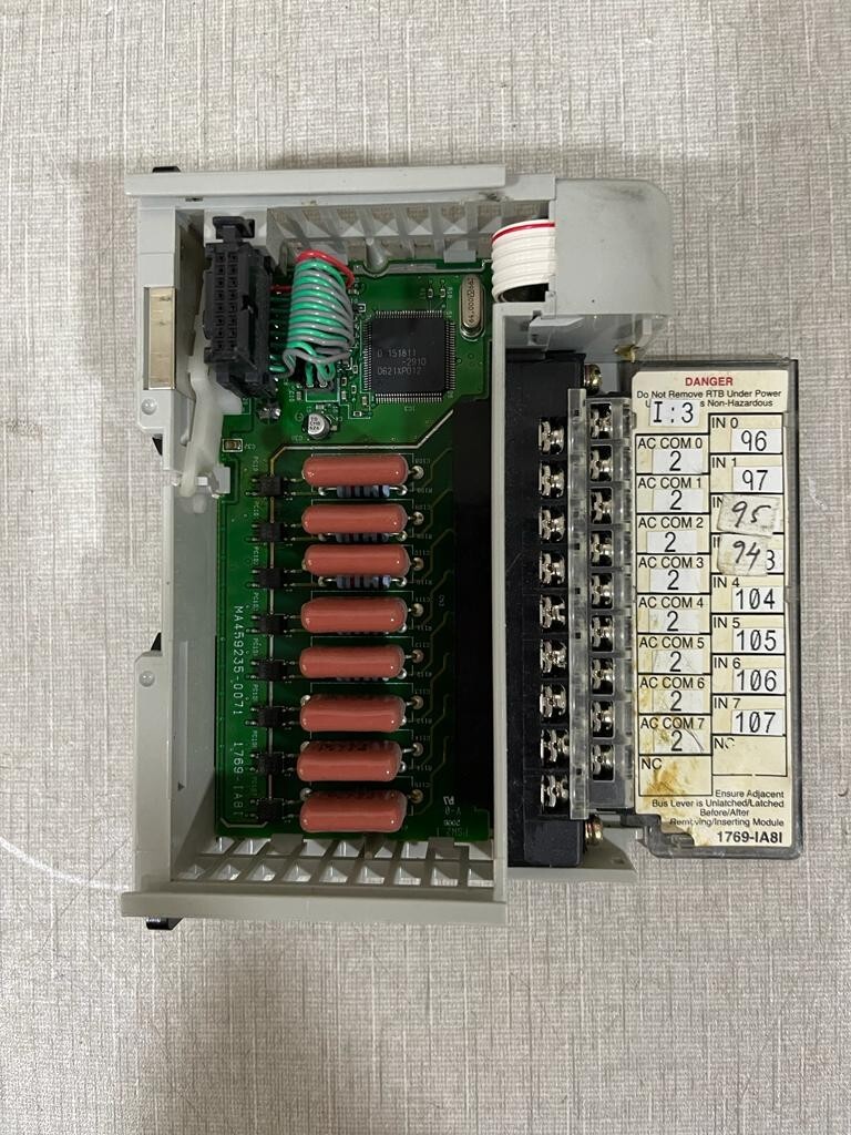 Allen Bradley 1769-IA8I Allen Bradley 1769-IA8I Isolated Input Module 3