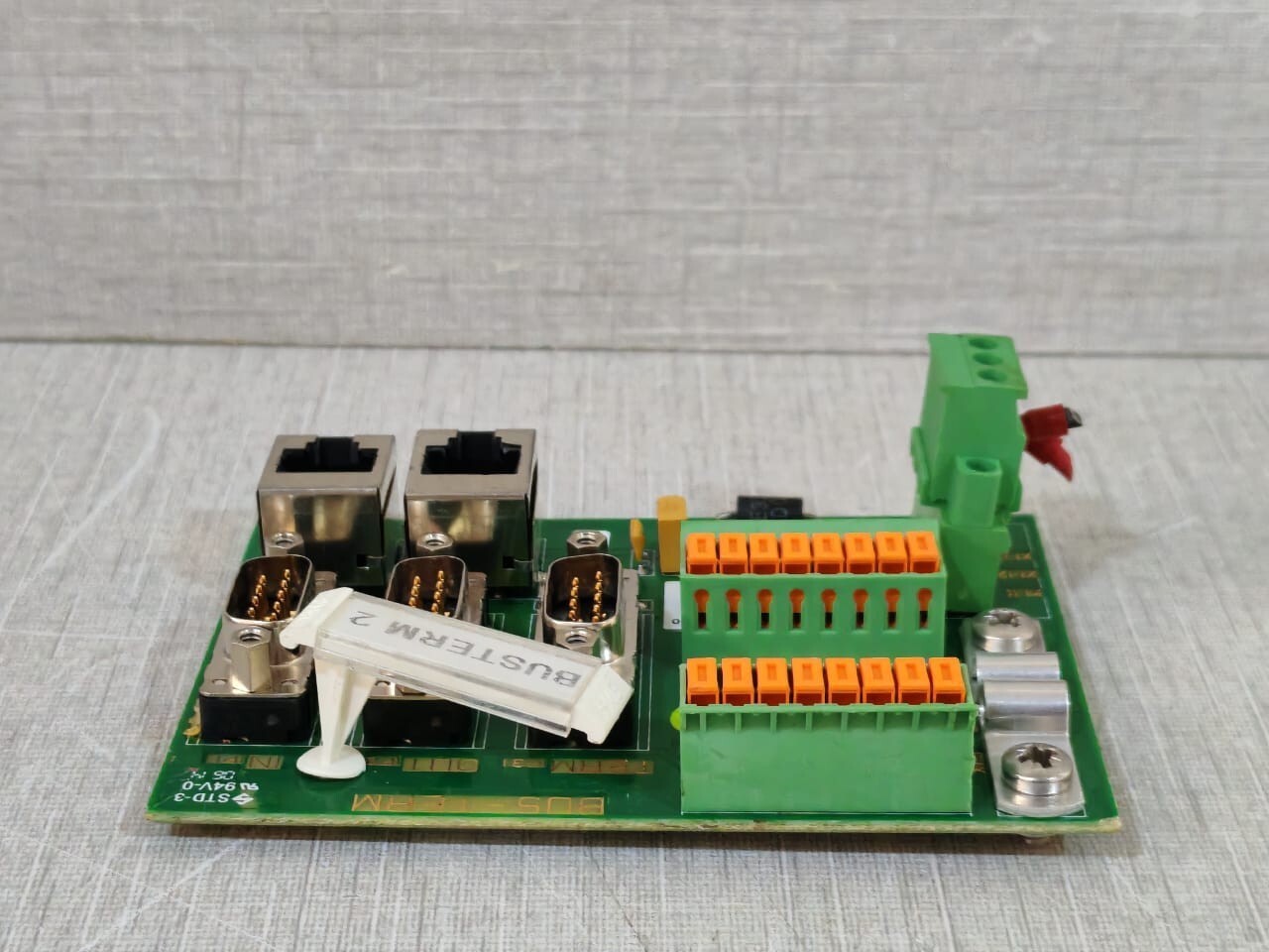 Kongsberg 310955 KONGSBERG 310955 BUS TERM BOARD REV.2.1.0 4