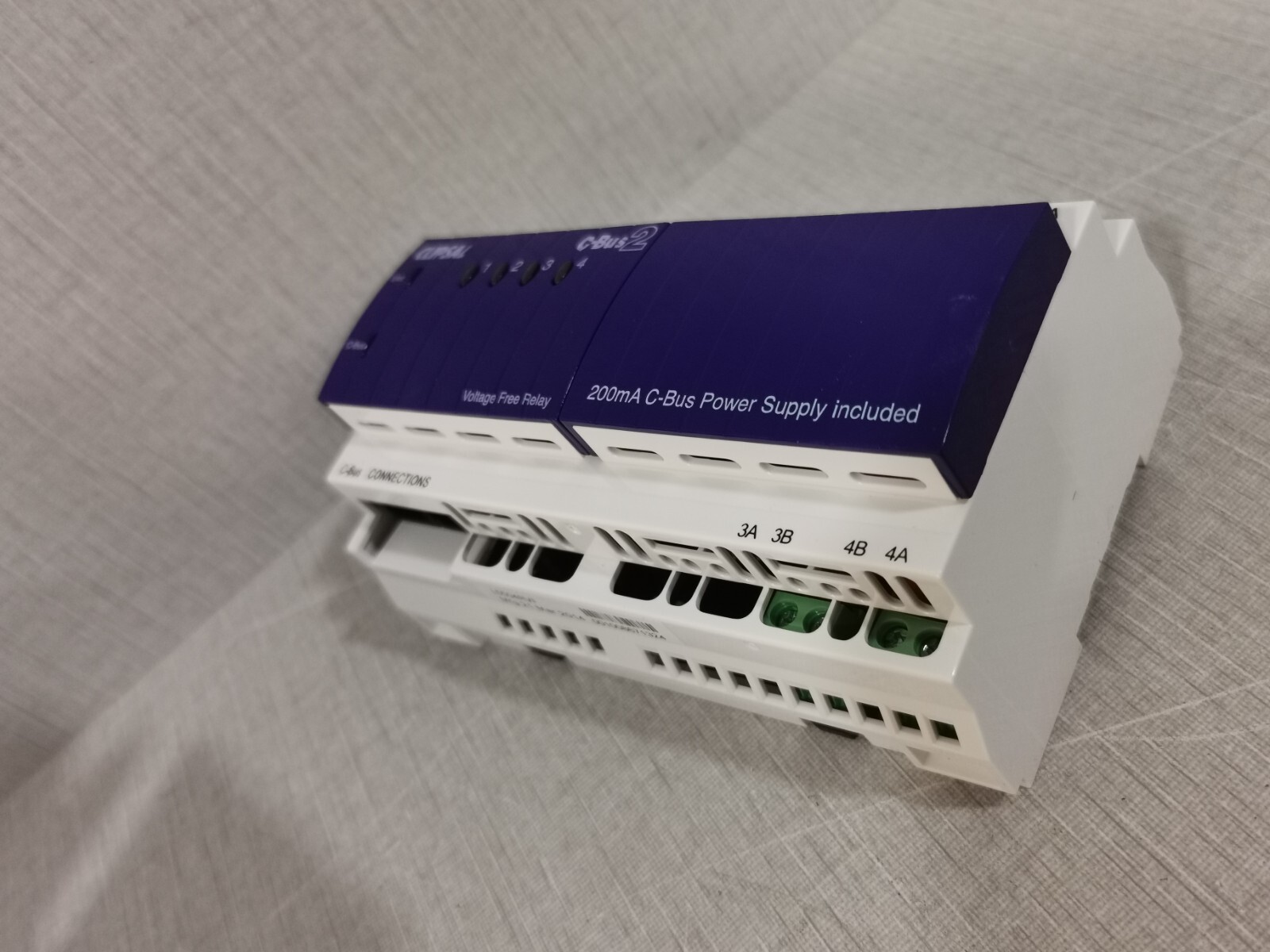 Clipsal RELAY-220 CLIPSAL L5504RVF 4 CHANNEL VOLTAGE FREE RELAY 220-240V 50/60Hz 5