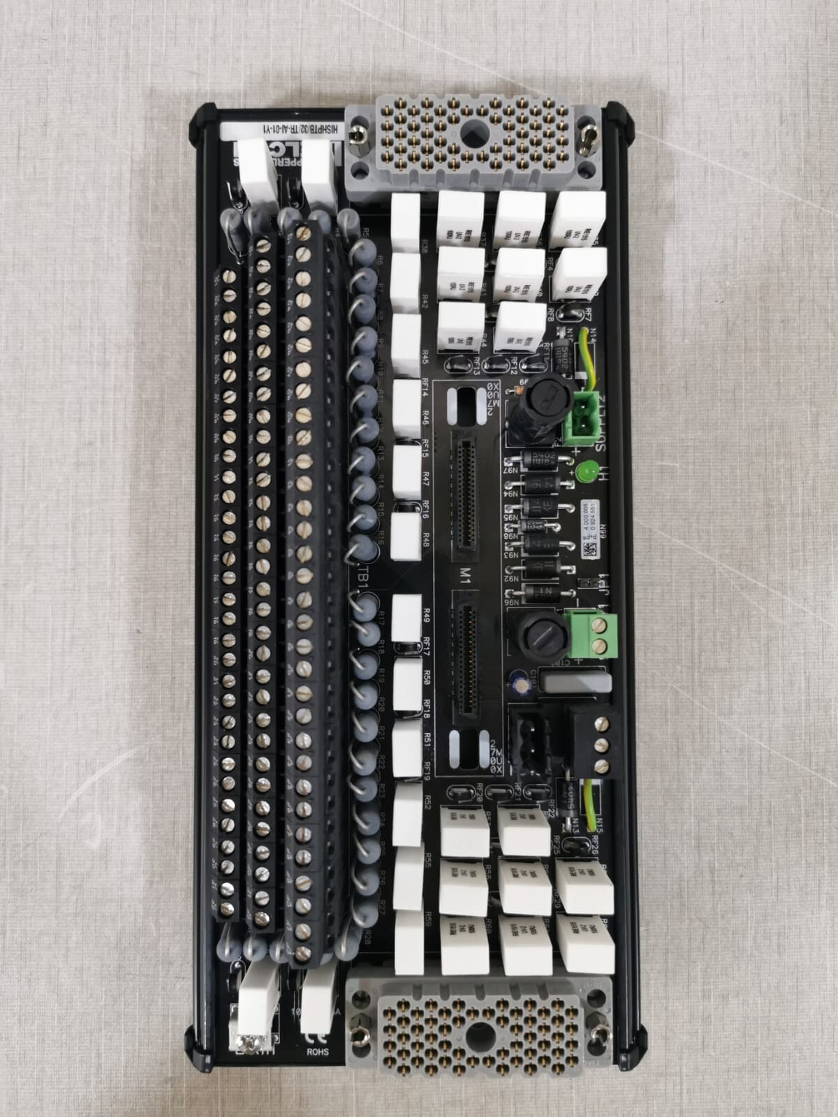 PEPPERL+FUCHS HISHPTB/32/TR-A1-01-Y1 PEPPERL+FUCHS 915705 Termination Board HISHPTB/32/TR-A1-01-Y1 2