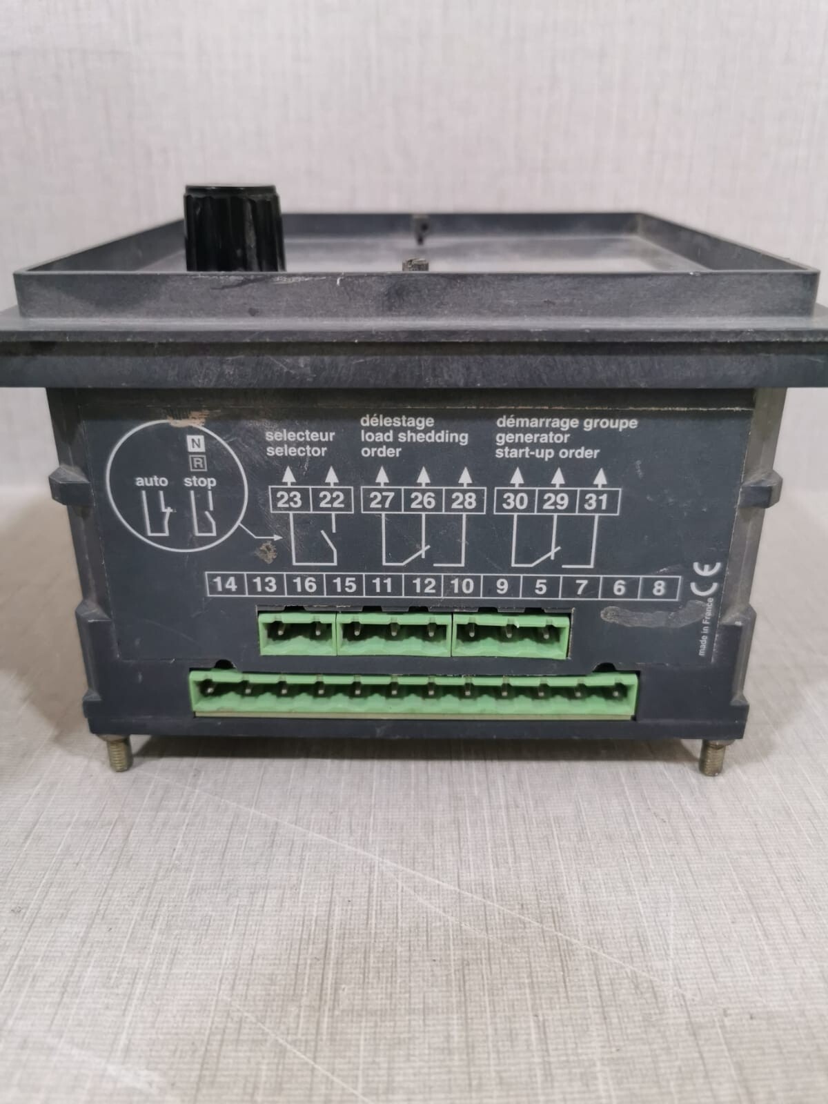 Schneider 29378 UA SCHNEIDER ELECTRIC 29378 UA CONTROLLER 220/240V 50/60Hz 5