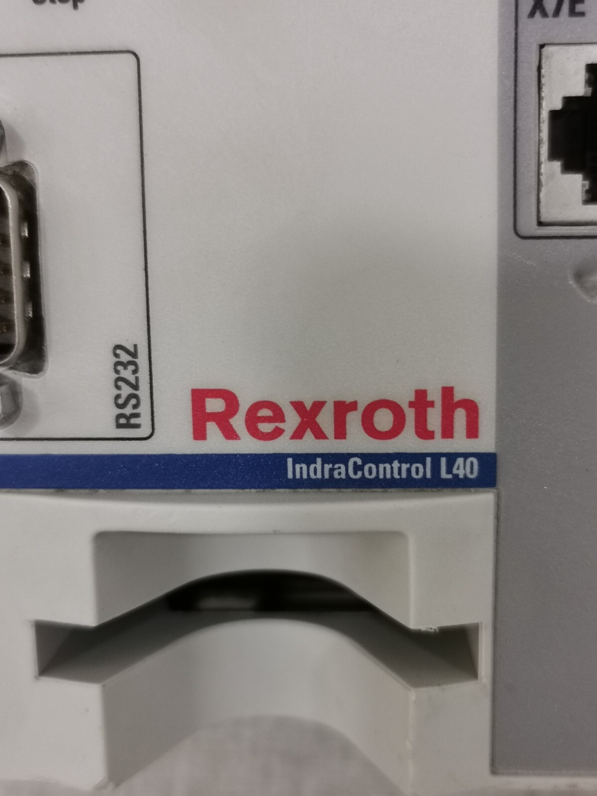 Rexroth CML40.2-NP-330-NA-NNNN-NW Rexroth IndraControl L40 CML40.2-NP-330-NA-NNNN-NW 24V 2