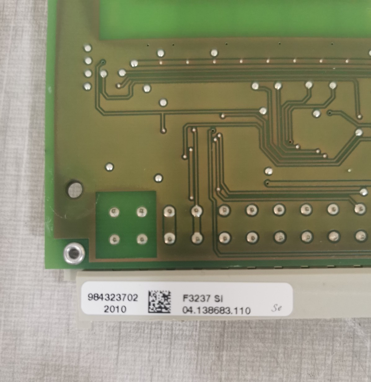 HIMA F-3237 HIMA F 3237 INPUT MODULE 984323702 REV.04 - W/O ORIGINAL BOX 5