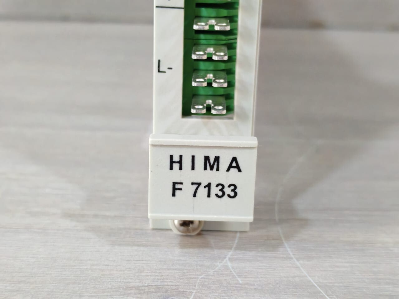 HIMA 98 4713302 REV 01 HIMA F 7133 98 4713302 REV 01 POWER SUPPLY ACCESSORIES 3
