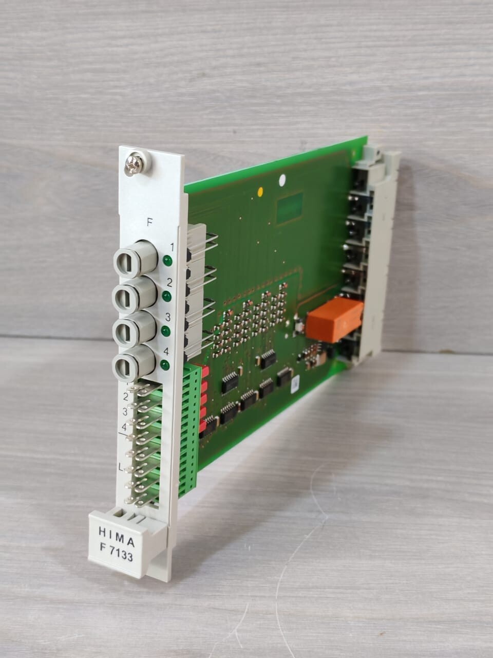 HIMA 98 4713302 REV 01 HIMA F 7133 98 4713302 REV 01 POWER SUPPLY ACCESSORIES 6