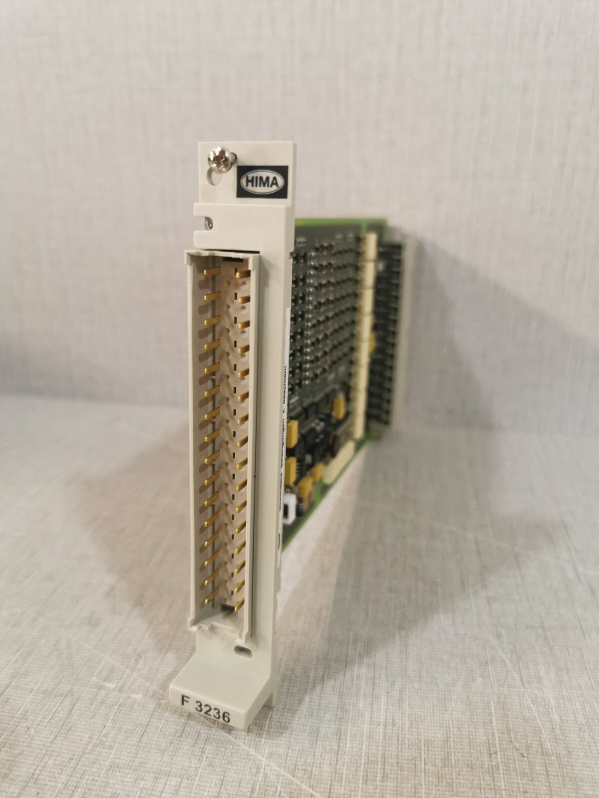 HIMA F 3236 98 4323602 REV 05 F 3236 Si DIGITAL INPUT MODULE