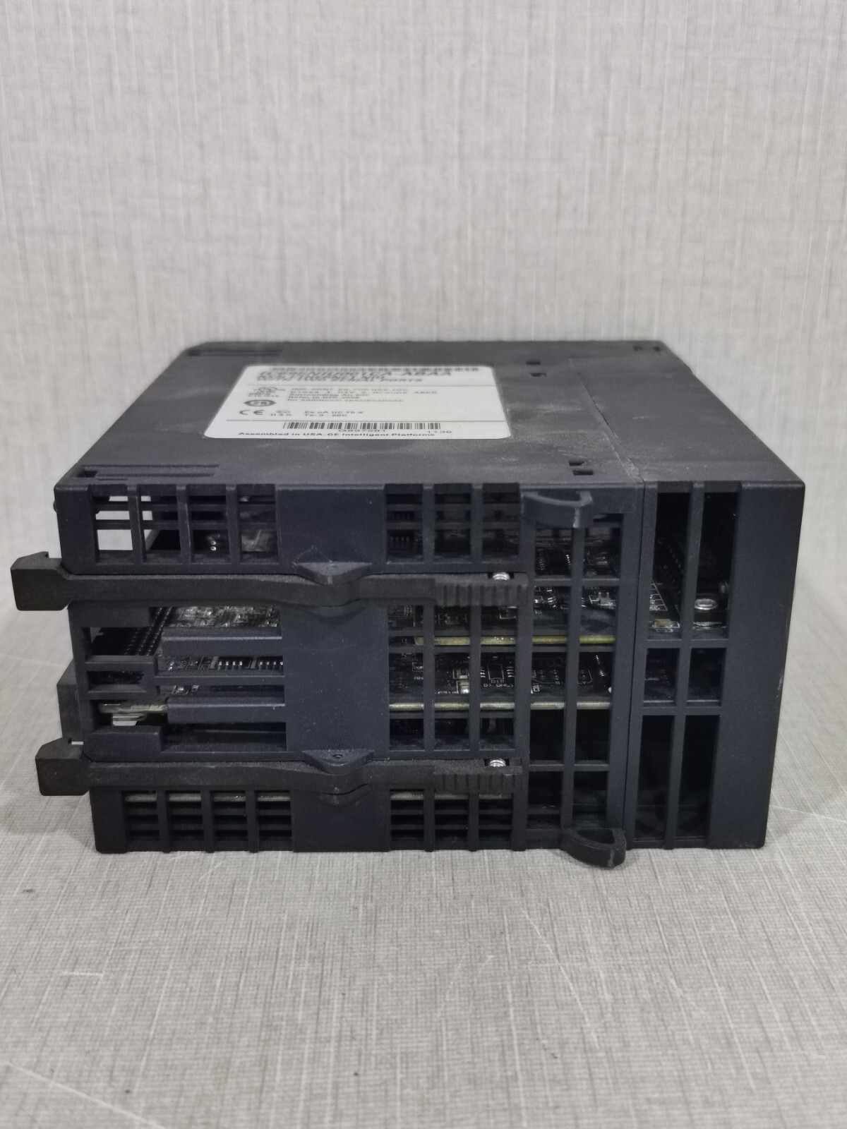 GE Fanuc IC695NIU001CA-ABAA GE FANUC IC695NIU001CA-ABAA RX3i ETHERNET NIU WITH TWO SERIAL PORTS 7