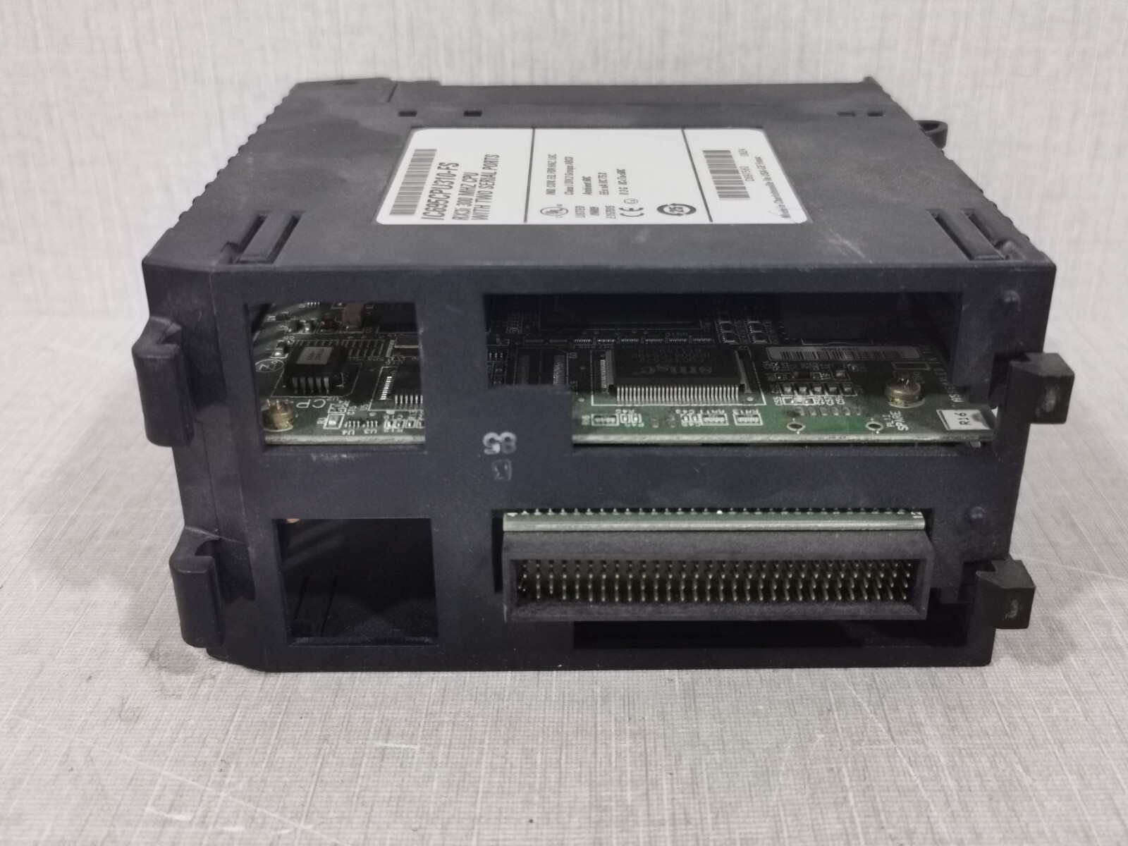 GE Fanuc IC695CPU310-FS GE FANUC IC695CPU310-FS RX3i 300 MHZ CPU WITH TWO SERIAL PORTS 6