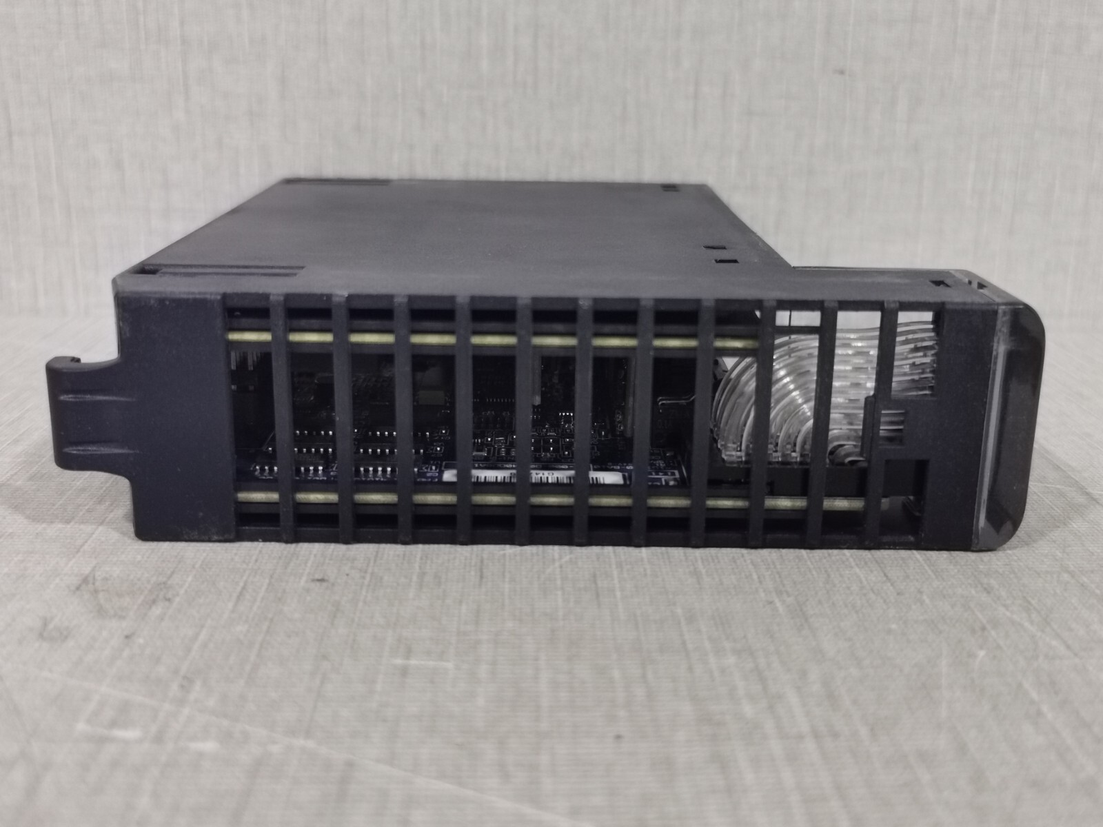GE Fanuc IC695MDL765-AB GE FANUC IC695MDL765-AB RX3i 24VDC/125VDC 16PT OUTPUT WITH DIAGNOSTICS 5