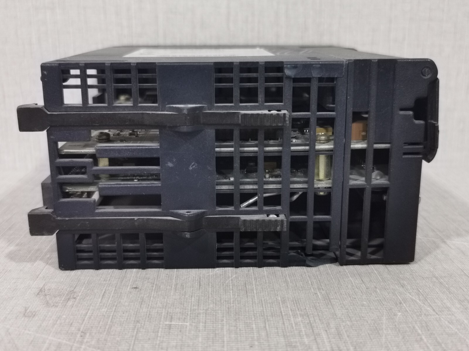 GE Fanuc IC695CMU310-CH GE FANUC IC695CMU310-CH MaxOn RX3i 300MhZ CPU WITH TWO SERIAL PORTS 6