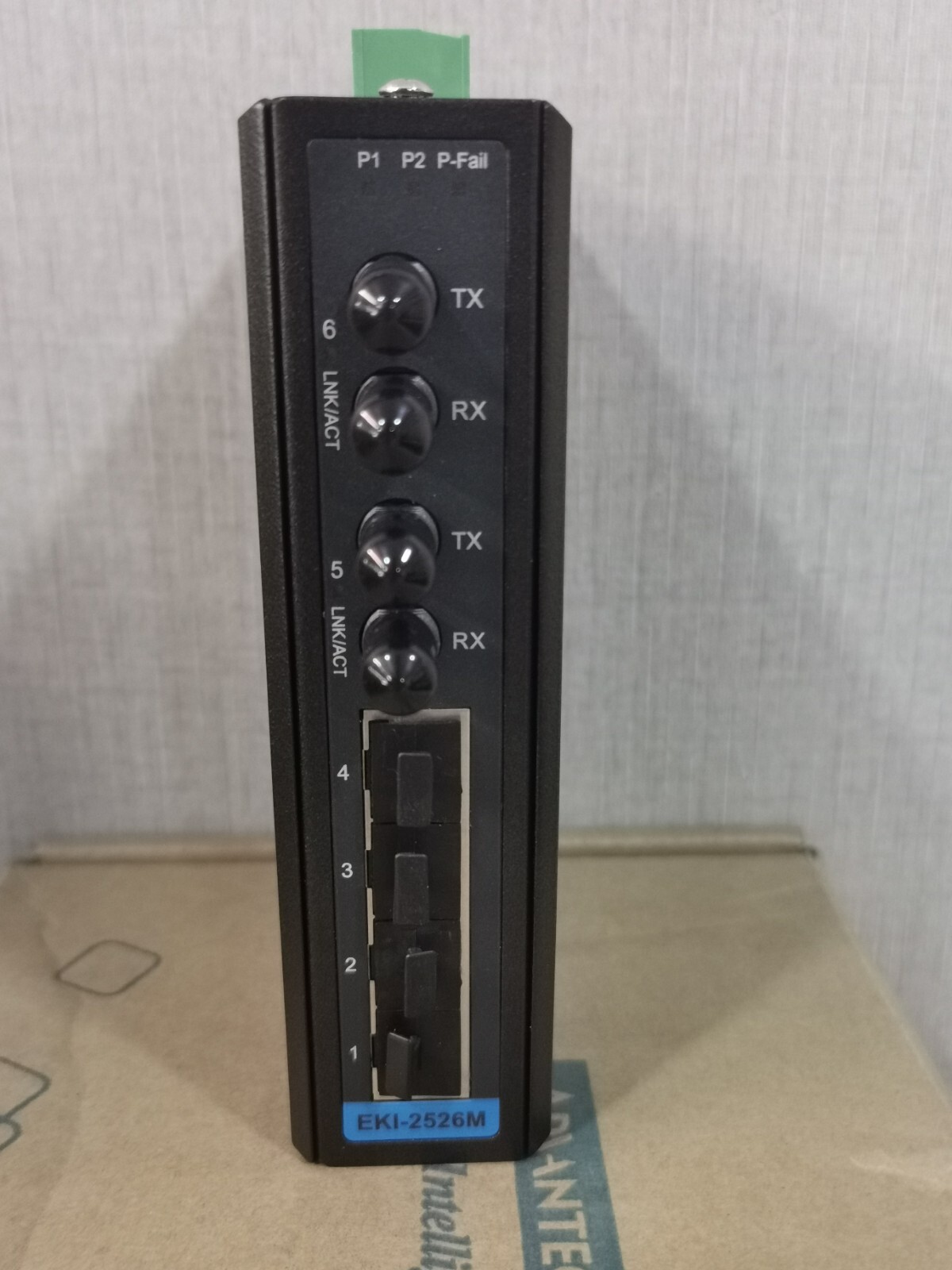 Advantech EKI-2526M-ST ADVANTECH EKI-2526M-ST INDUSTRIAL ETHERNET SWITCH 3