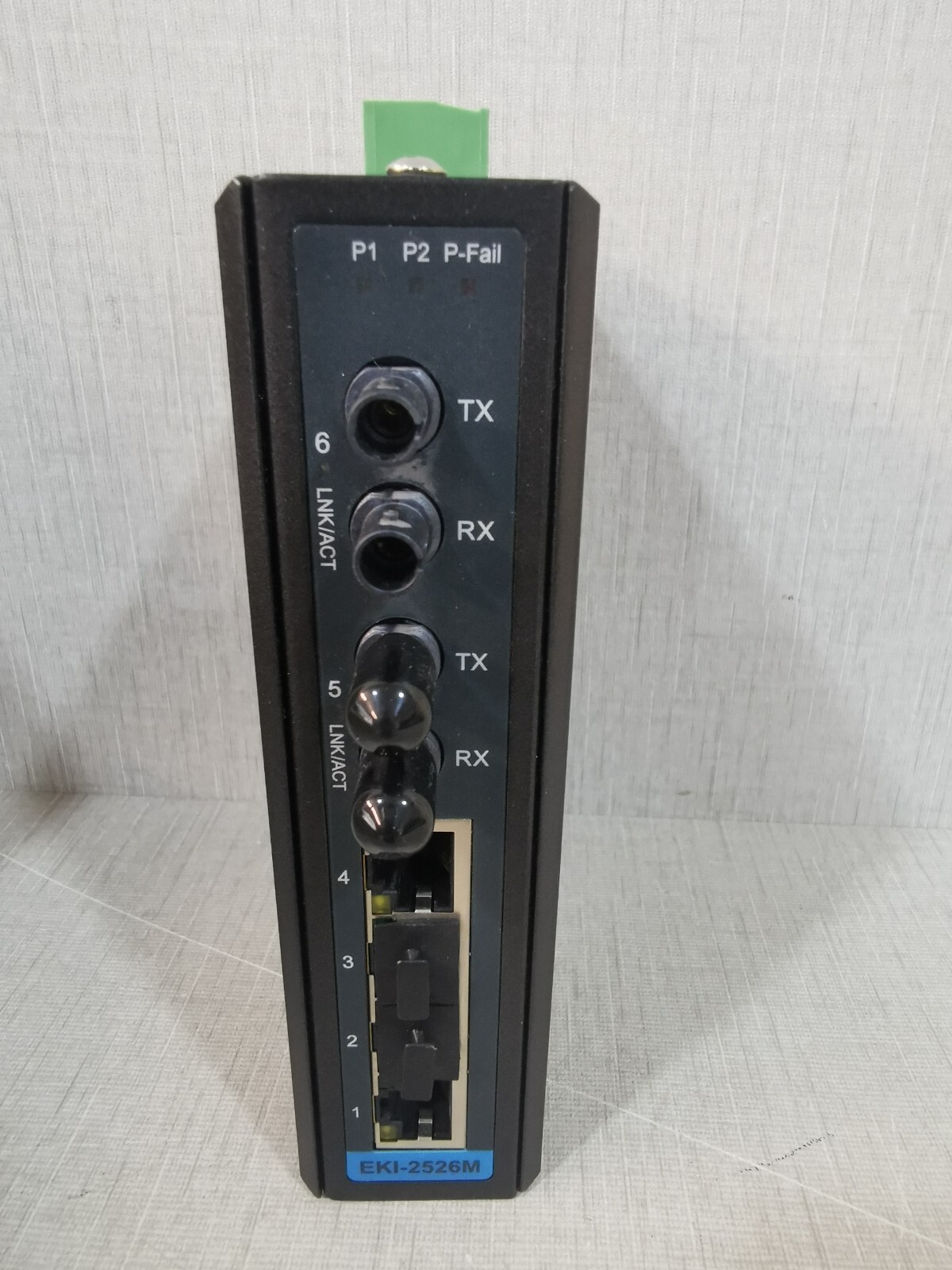 Advantech EKI-2526M-ST ADVANTECH EKI-2526M-ST INDUSTRIAL ETHERNET SWITCH 2