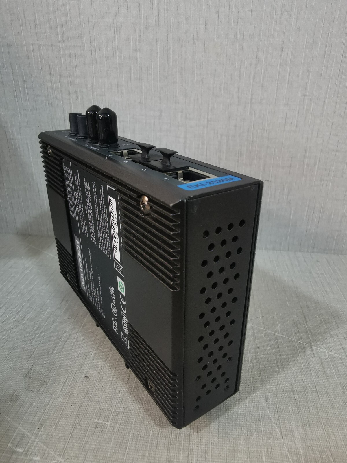 Advantech EKI-2526M-ST ADVANTECH EKI-2526M-ST INDUSTRIAL ETHERNET SWITCH 6