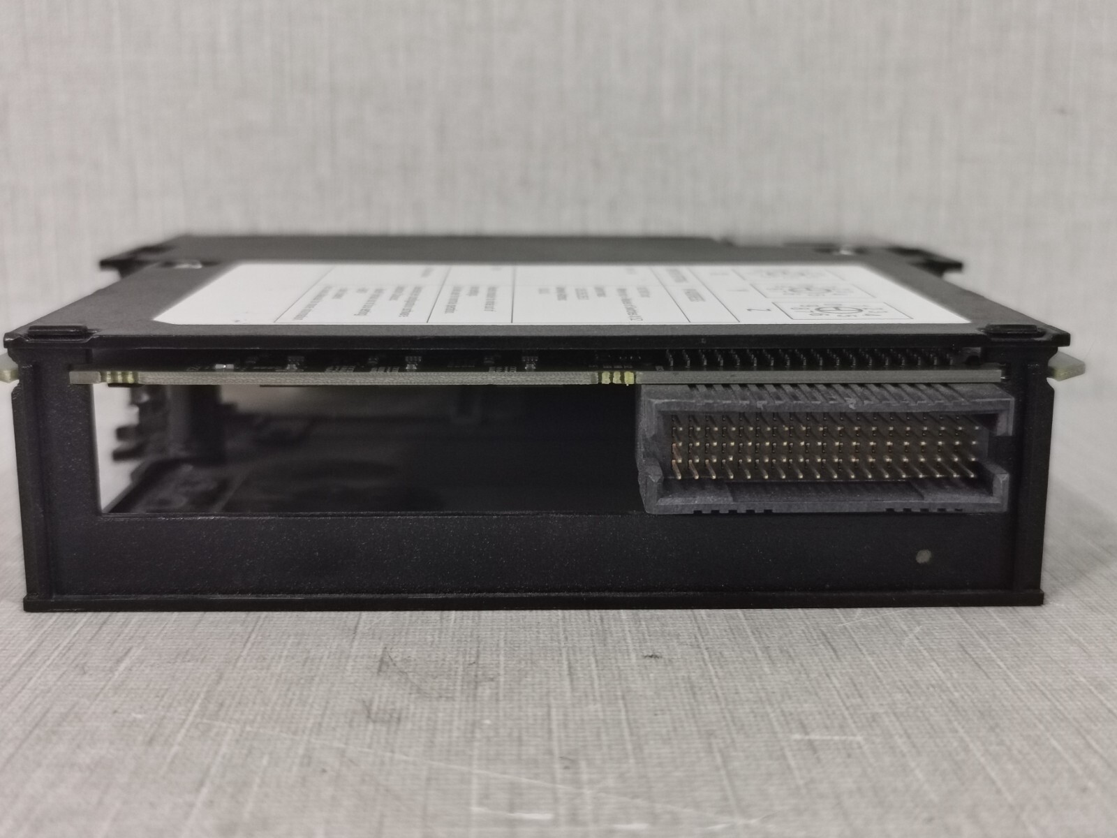 Allen-Bradley PN-27354 F/W REV 1.021 Allen Bradley 1756-RM/A Redundancy Module PN-27354 F/W REV 1.021 5