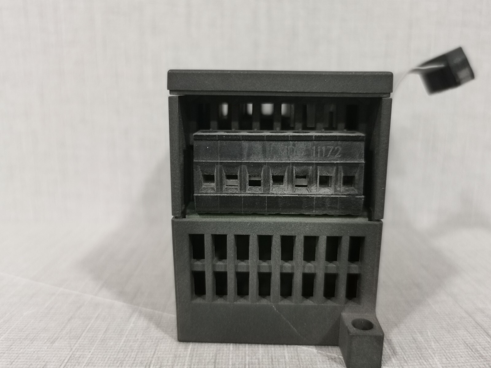 Siemens 6ES7 221-1BF22-OXA8 SIEMENS 6ES7 221-1BF22-OXA8 Digital Output Module EM221 CN DI 8X24VDC 15-30V 3