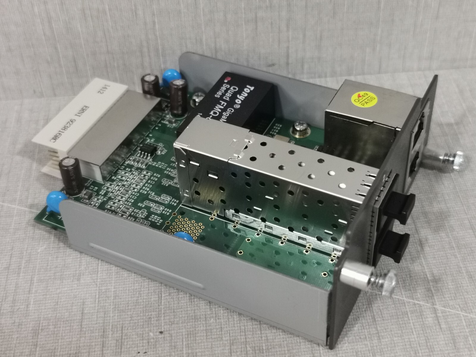 Moxa PM-7200-2GTXSFP-2CTXSFP MOXA PM-7200-2GTXSFP-2CTXSFP REV.1.1 Industrial Ethernet Switch 6