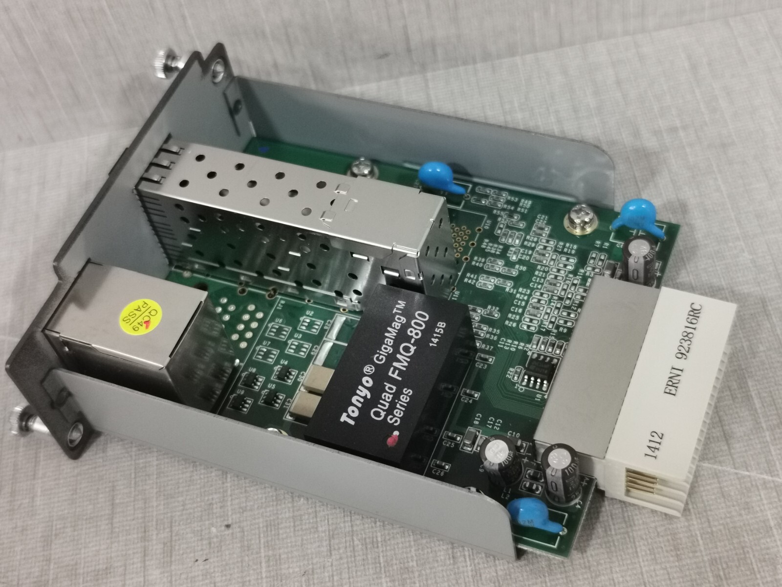 Moxa PM-7200-2GTXSFP-2CTXSFP MOXA PM-7200-2GTXSFP-2CTXSFP REV.1.1 Industrial Ethernet Switch 7