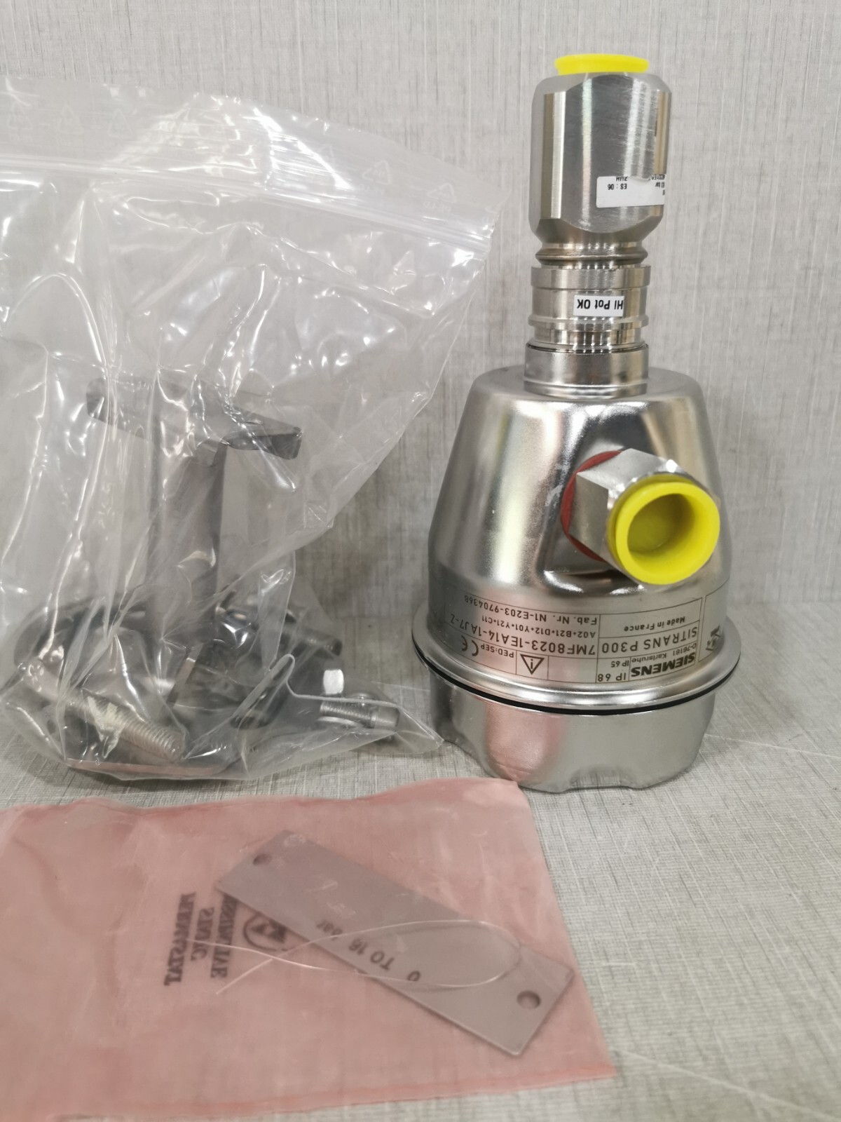 SIEMENS SITRANS P300 7MF8023-1EA14-1AJ7-Z PRESSURE TRANSMITTER