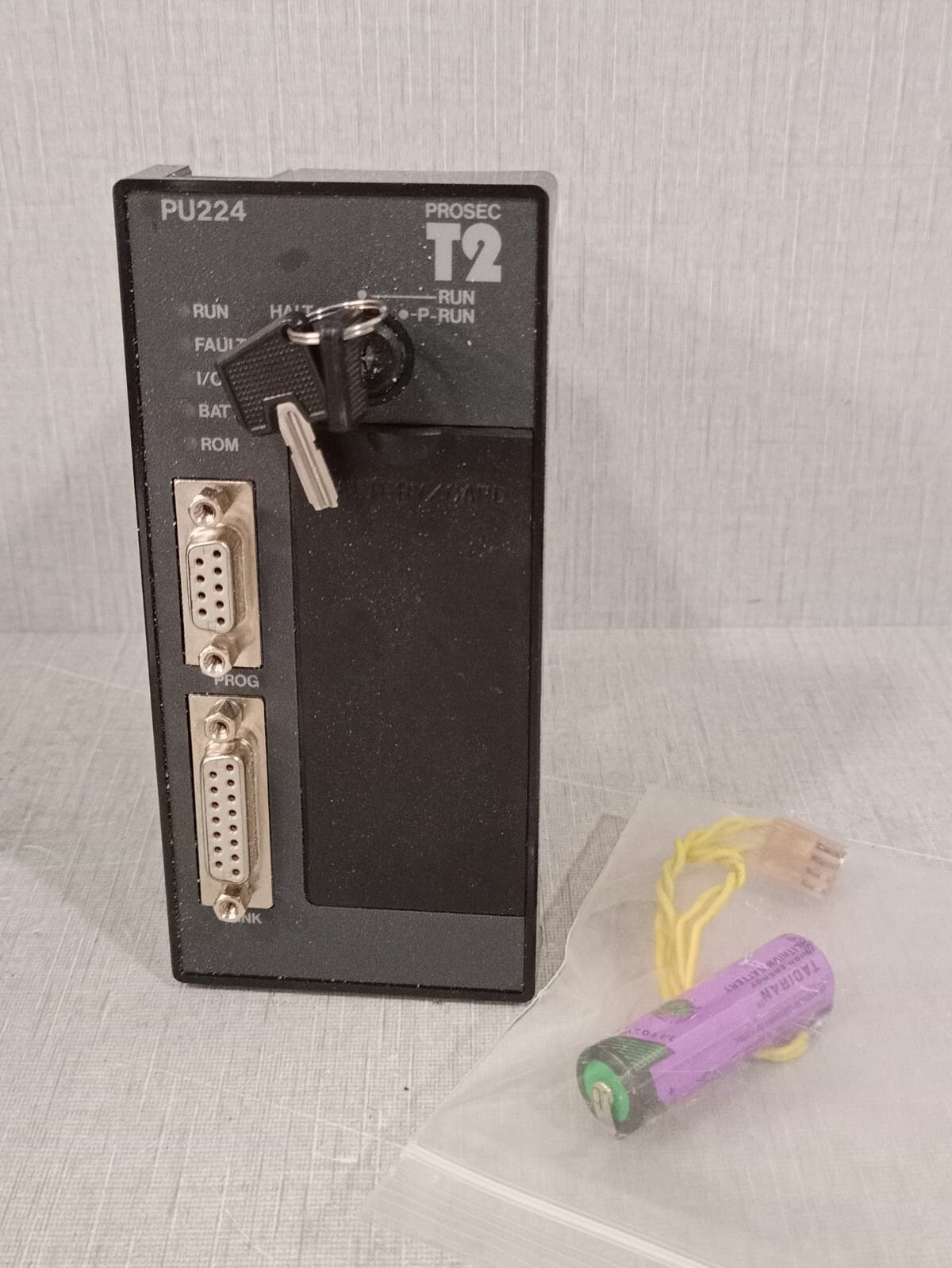 Toshiba PU224 TOSHIBA PROSEC T2 PROGRAMMABLE CPU CONTROLLER PU224 2
