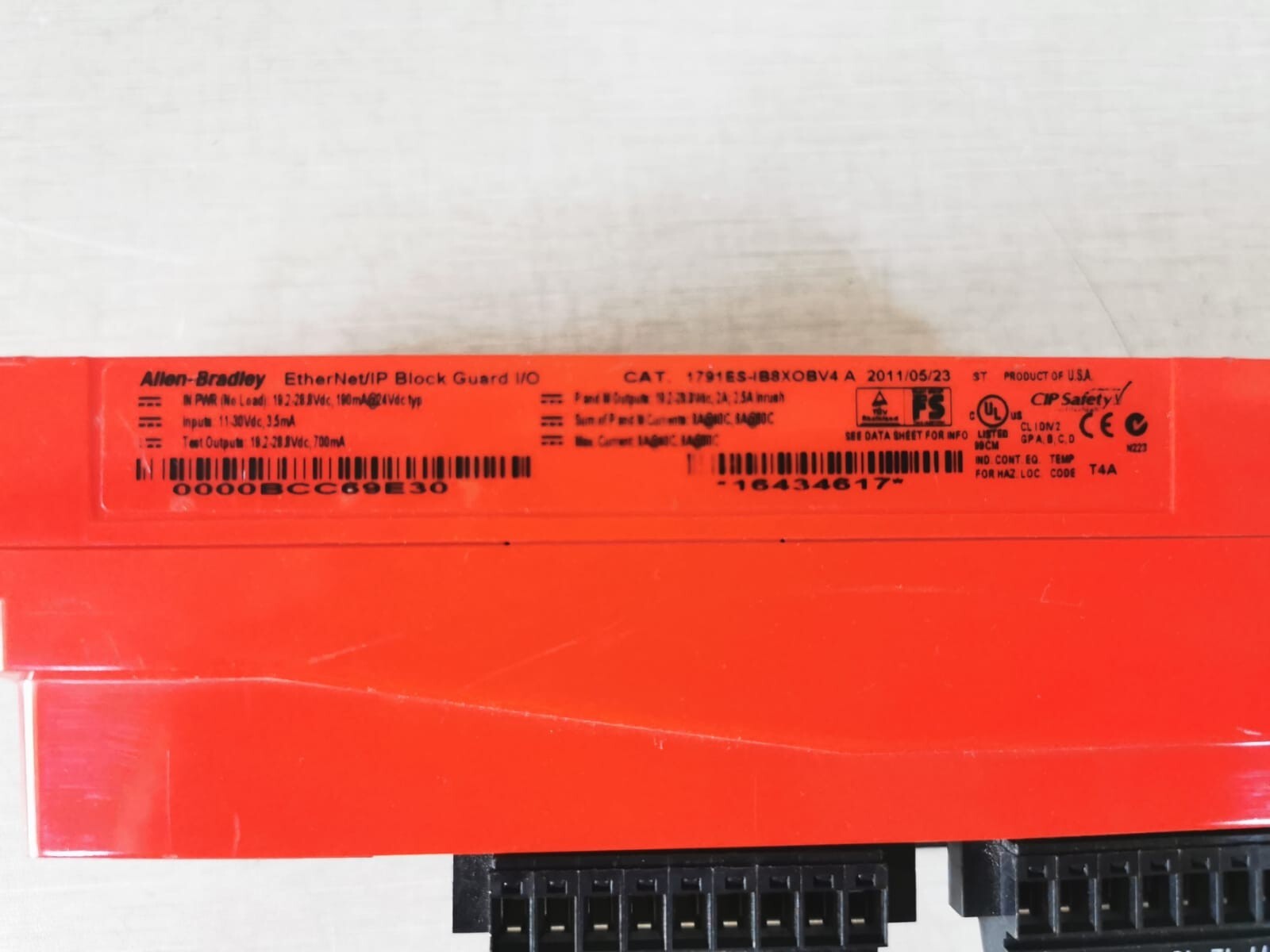Allen-Bradley 1791ES-IB8XOV4 Allen- Bradley 1791ES-IB8XOV4 Ethernet Block Guard I/O Module 9