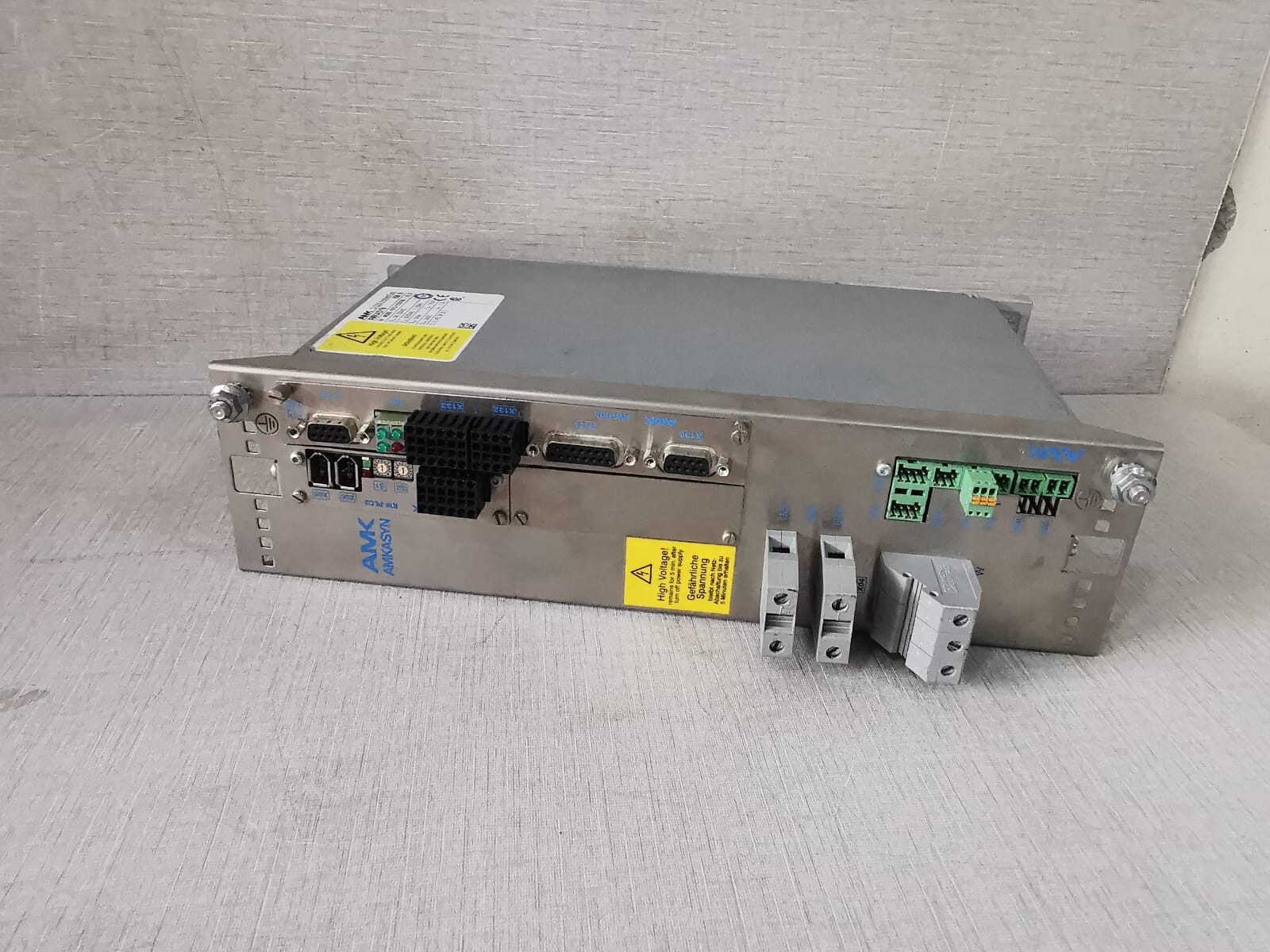 AMK D-73230 KIRCHHEIM/TECKPOWER AMK KW 10 AMKASYN D-73230 KIRCHHEIM/TECKPOWER SUPPLY 24VDC 4