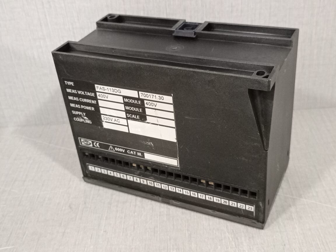 DEIF 700171.30 DEIF FAS-113DG CONTROLLER SYCHRONIZER 700171.30 400V 230VAC 4