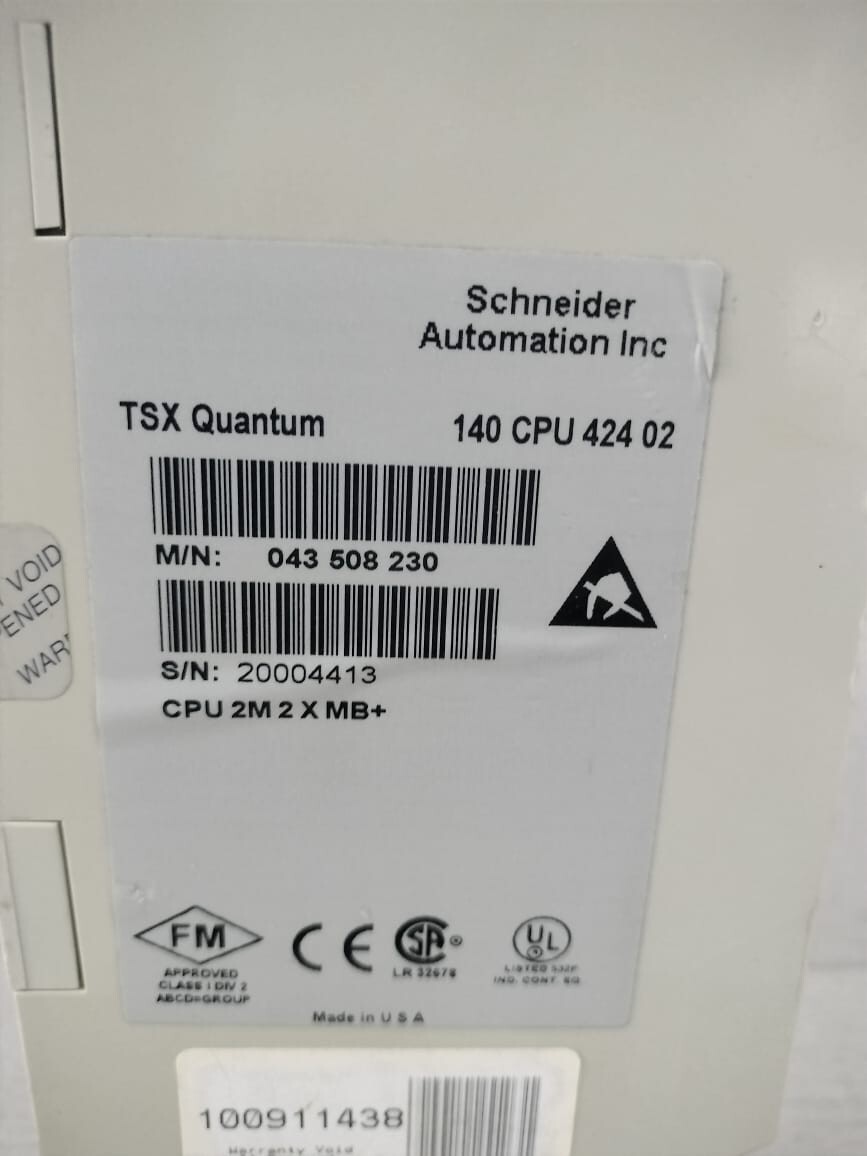Schneider Electric 140 CPU 424 02 Schneider TSX Quantum 140 CPU 424 02 Quantum Controller -W/O COVER & BROKEN CASE 10