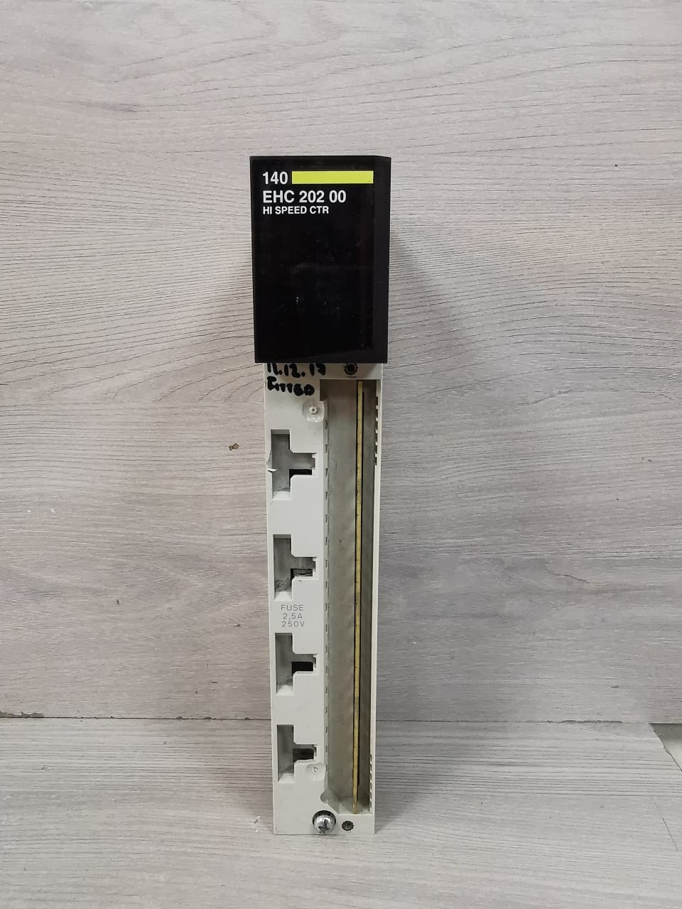 Schneider TSX Quantum 140 EHC 202 00 HIGH SPEED CTR 2CH 500KHZ - WITHOUT COVER