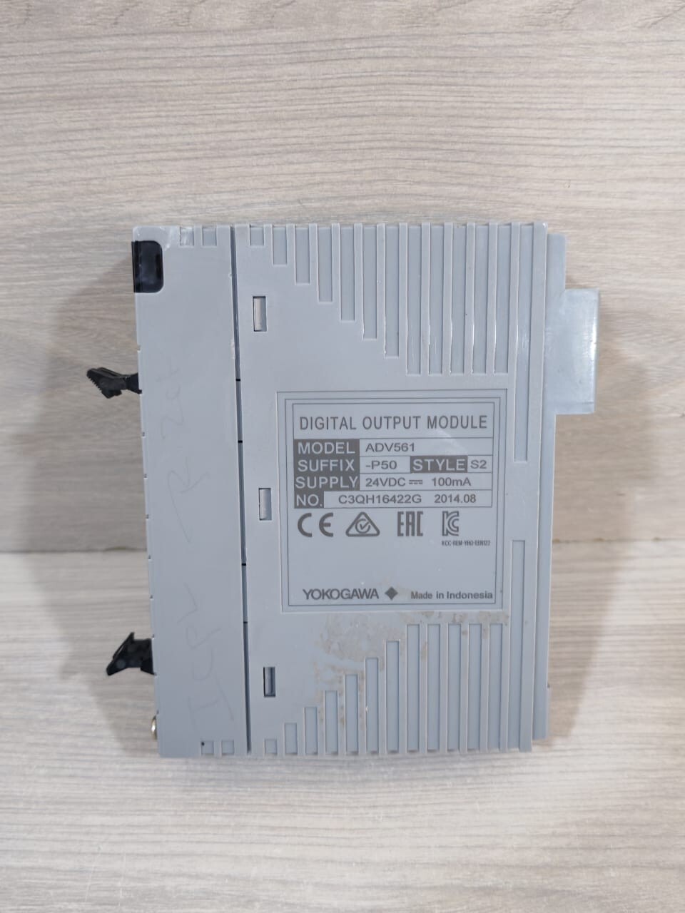 Yokogawa ADV561 YOKOGAWA ADV561 DIGITAL OUTPUT MODULE ADV561 -P50 S2 24VDC- 100MA 3