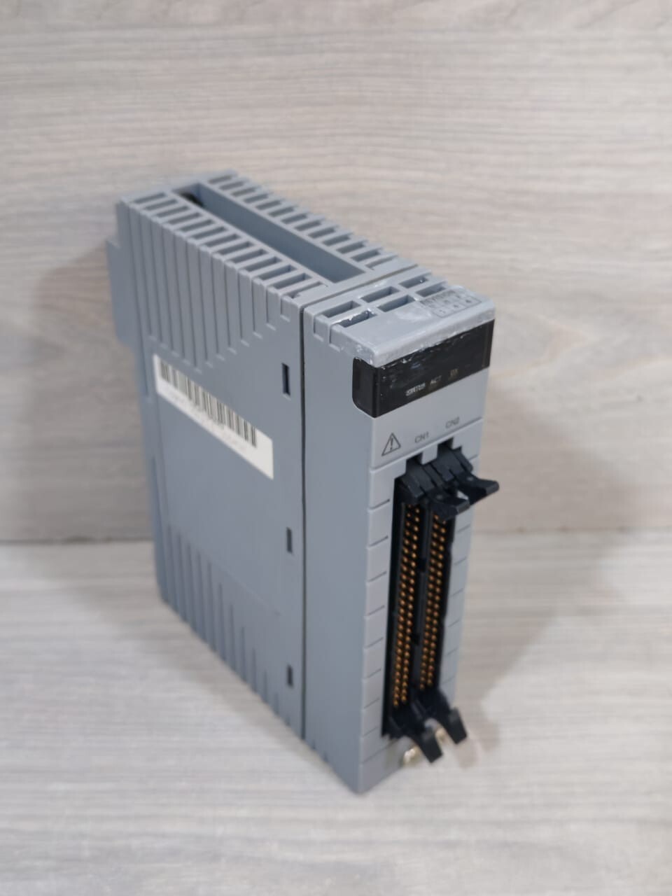 Yokogawa ADV561 YOKOGAWA ADV561 DIGITAL OUTPUT MODULE ADV561 -P50 S2 24VDC- 100MA 9