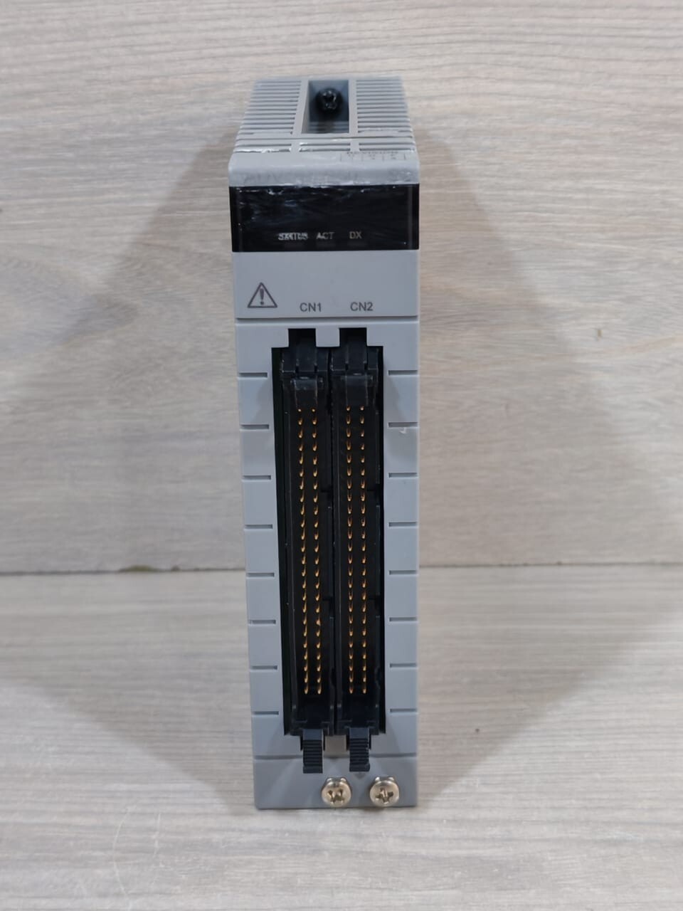 Yokogawa ADV561 YOKOGAWA ADV561 DIGITAL OUTPUT MODULE ADV561 -P50 S2 24VDC- 100MA 10