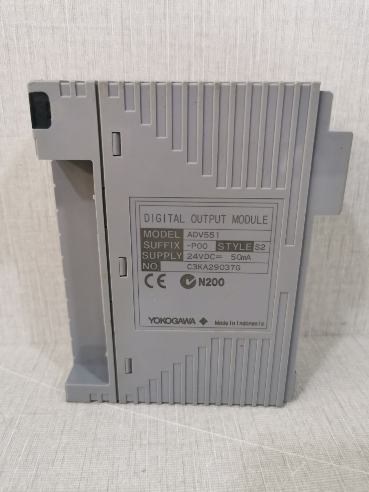 Yokogawa ADV551-P00 S2 YOKOGAWA ADV551 DIGITAL OUTPUT MODULE ADV551-P00 S2 24VDC 50MA 2