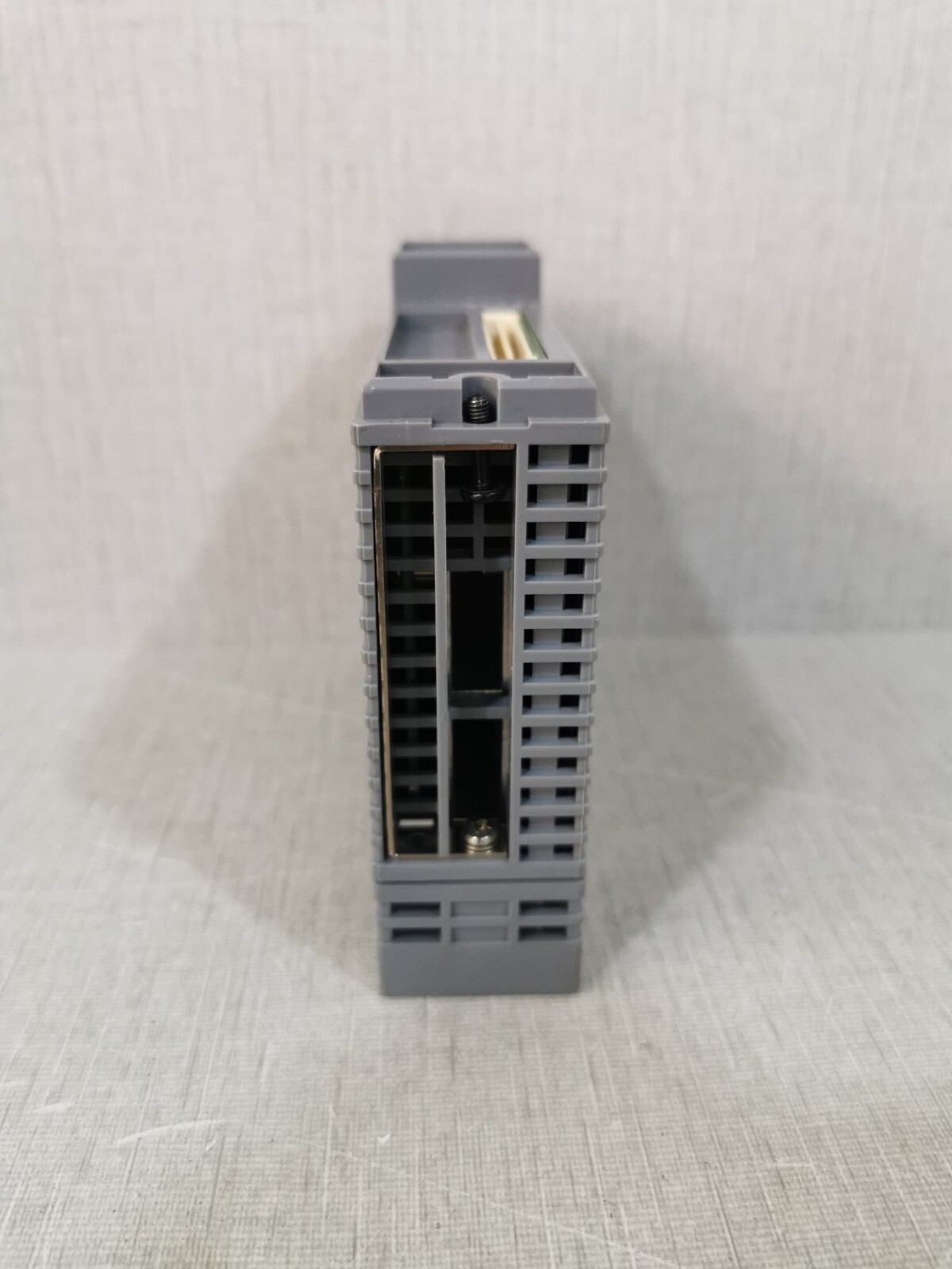 Yokogawa AAI841-H53 S2 YOKOGAWA AAI841 ANALOG INPUT/ OUTPUT MODULE AAI841-H53 S2 5