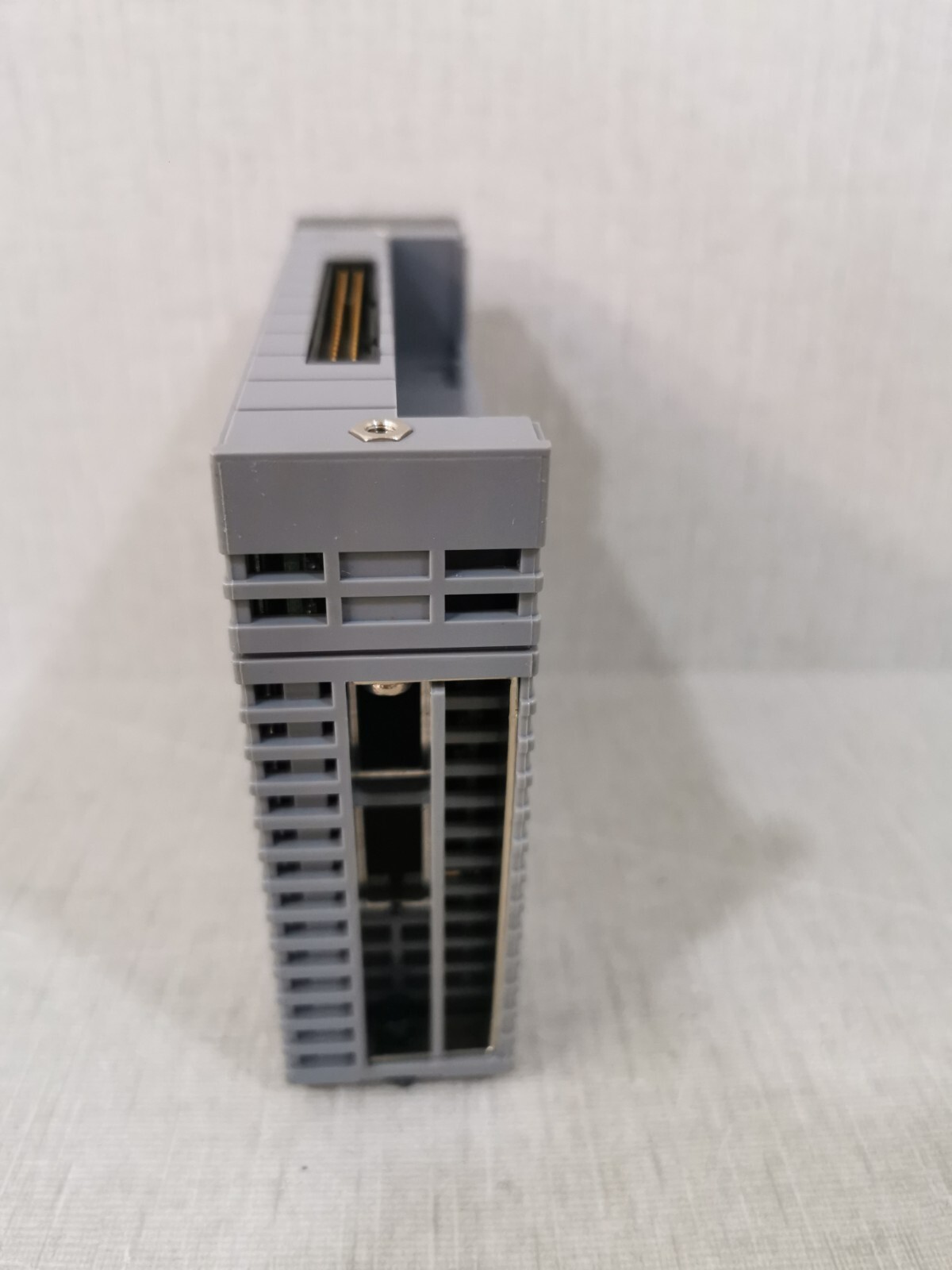 Yokogawa AAI543-H10 S1 YOKOGAWA AAI543 ANALOG OUTPUT MODULE AAI543-H10 S1 6