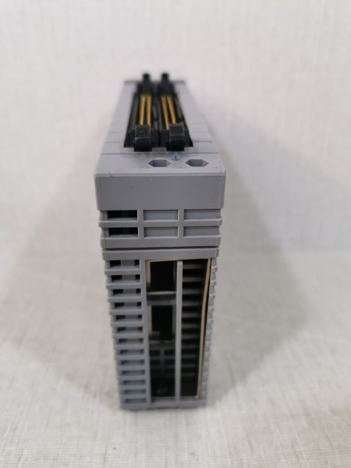 Yokogawa ADV161-P00 S2 YOKOGAWA ADV161 DIGITAL INPUT MODULE ADV161-P00 S2 2