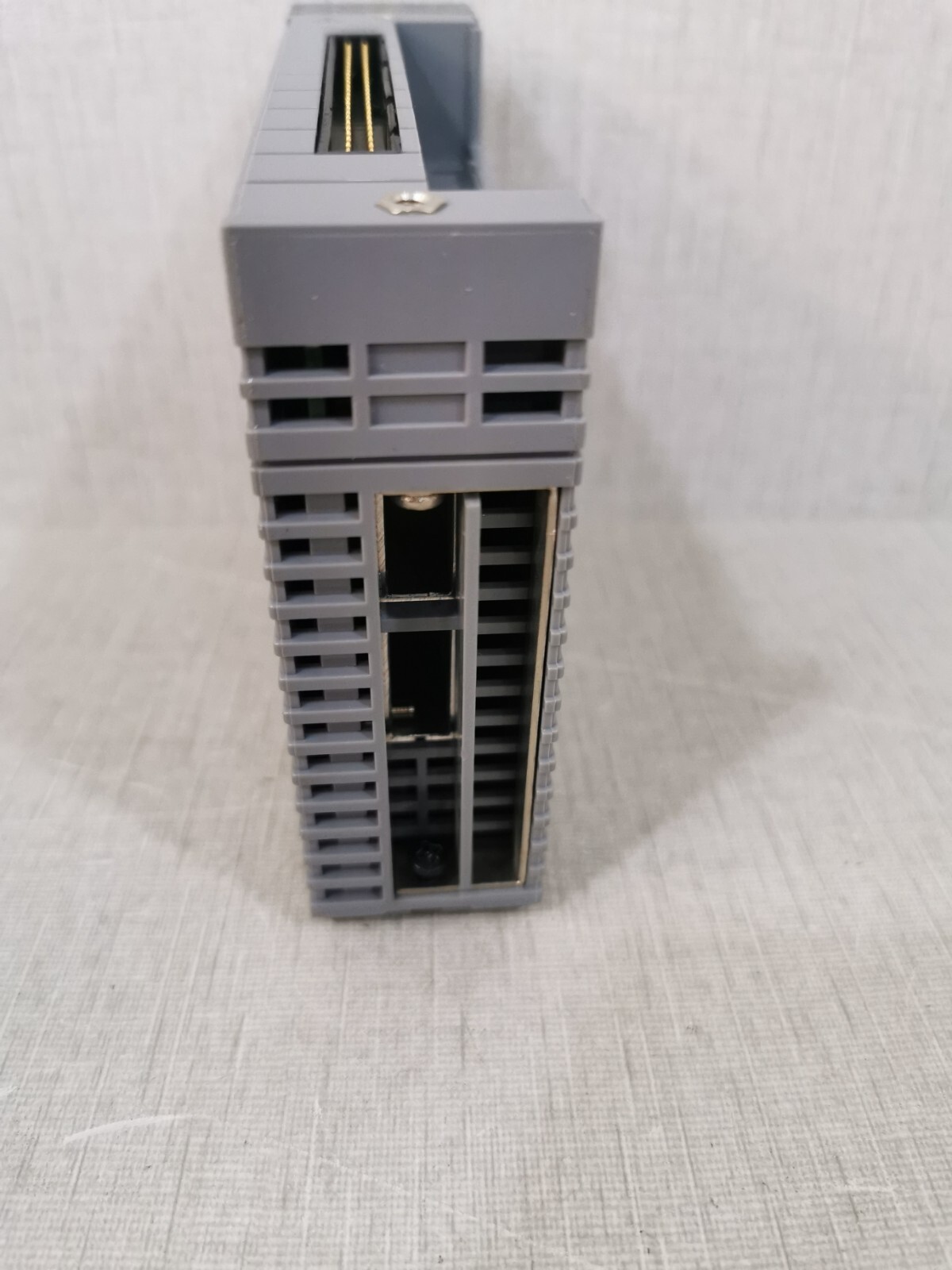 Yokogawa ADV151-E00 S2 YOKOGAWA ADV151 DIGITAL INPUT MODULE ADV151-E00 S2 SLIGHTLY BURN 6