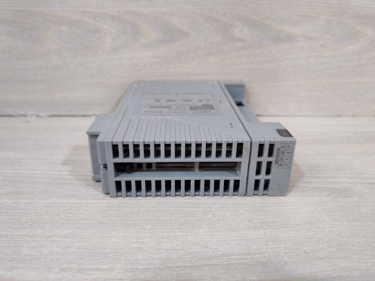 Yokogawa AAI543-S50 S1 YOKOGAWA AAI543 ANALOG OUTPUT MODULE AAI543-S50 S1 8