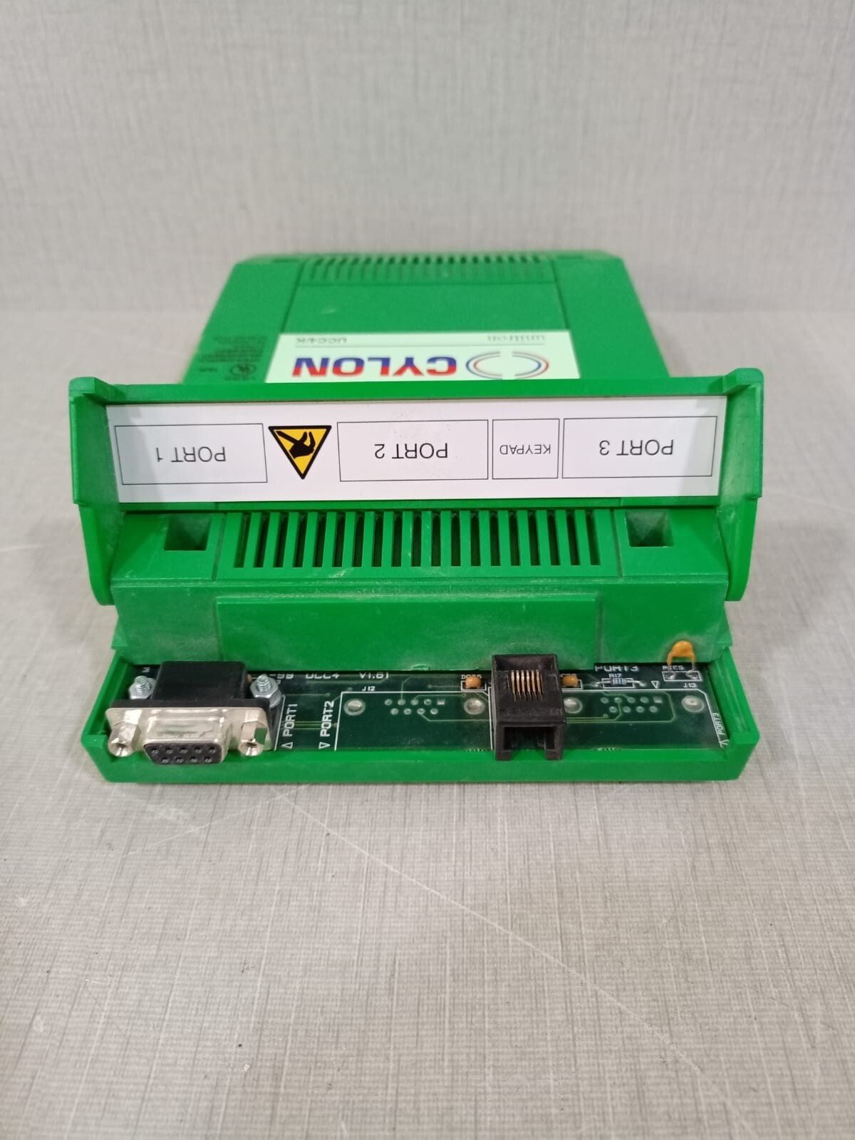CYLON UNITRON UCC4/K CYLON UNITRON UCC4/K Communications Controller 24VAC 2