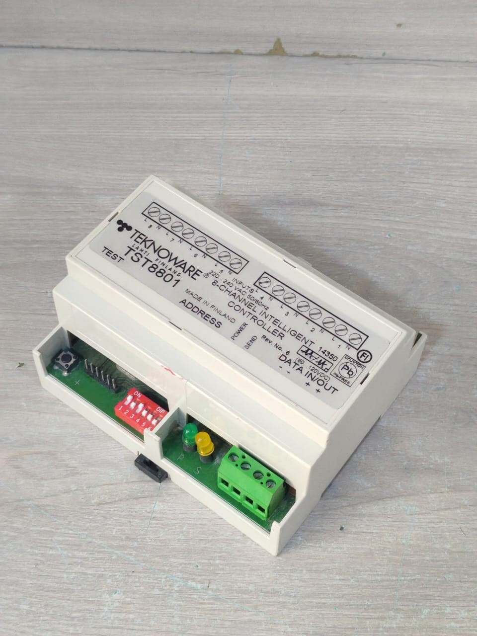 TEKNOWARE TST8801 TEKNOWARE TST8801 / 8- CHANNEL INTELLIGENT CONTROLLER 220.240VAC 3