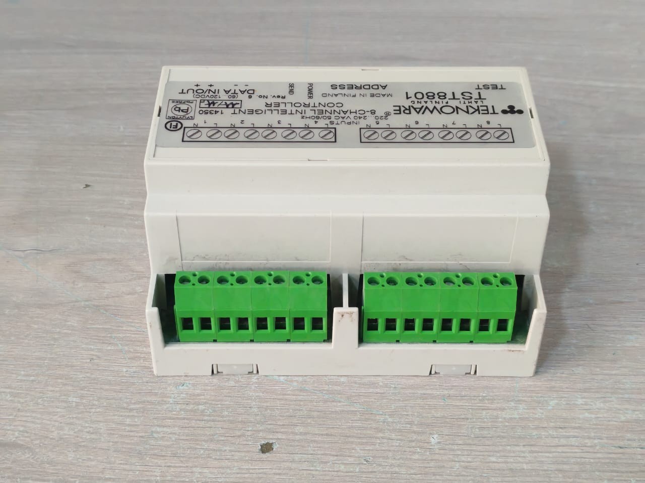 TEKNOWARE TST8801 TEKNOWARE TST8801 / 8- CHANNEL INTELLIGENT CONTROLLER 220.240VAC 5