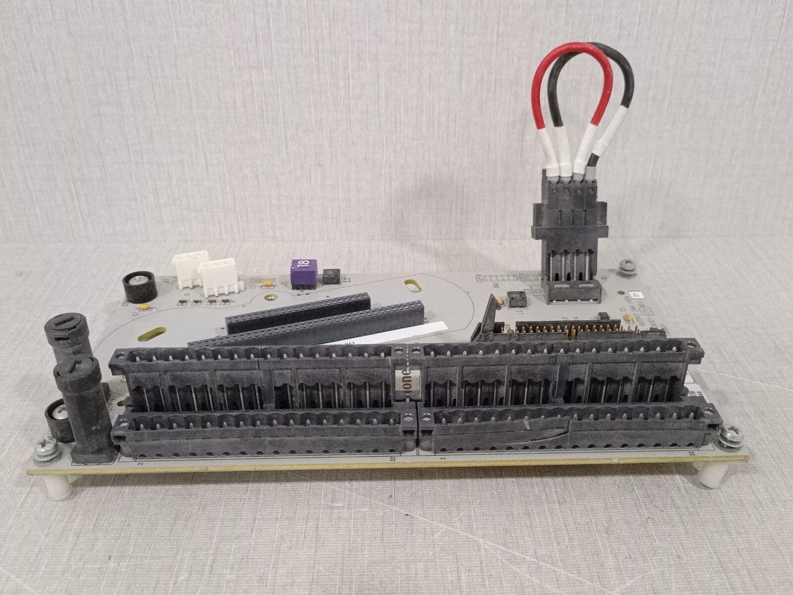 Honeywell 51308371-175 REV D1 Honeywell CC-TD0B01 DIGITAL OUTPUT 51308371-175 REV D1 7