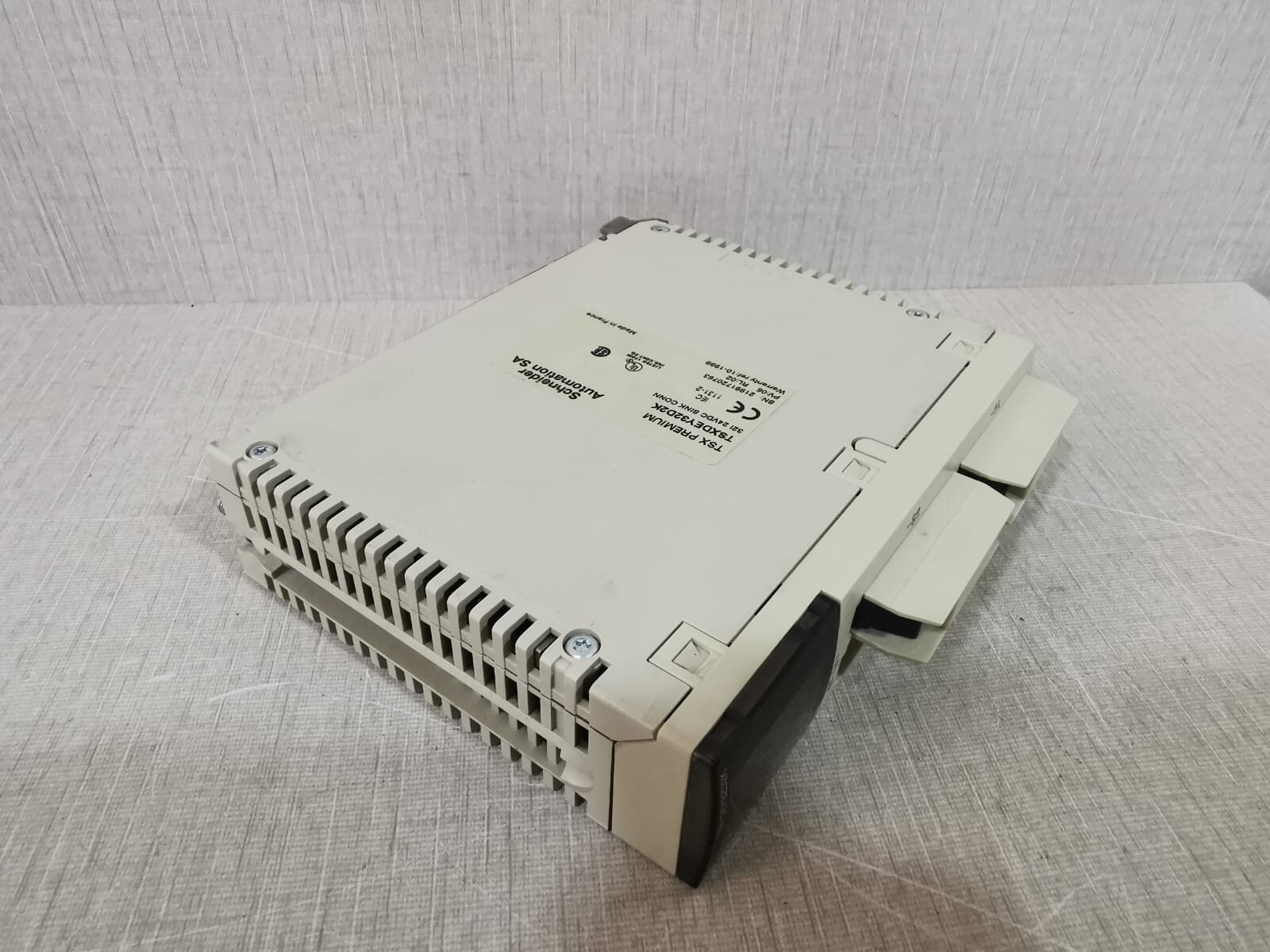 Schneider Electric TSXDEY32D2K SCHNEIDER ELECTRIC TSXDEY32D2K 6