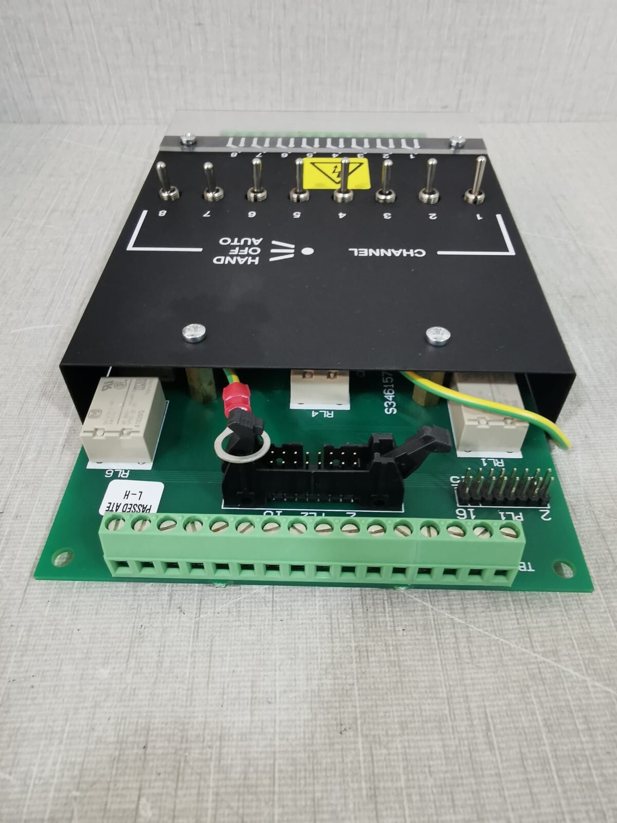 Schneider Electric S-UNC-CMD Schneider Electric S-UNC-CMD Command Interface Module 8 CHANNEL 3