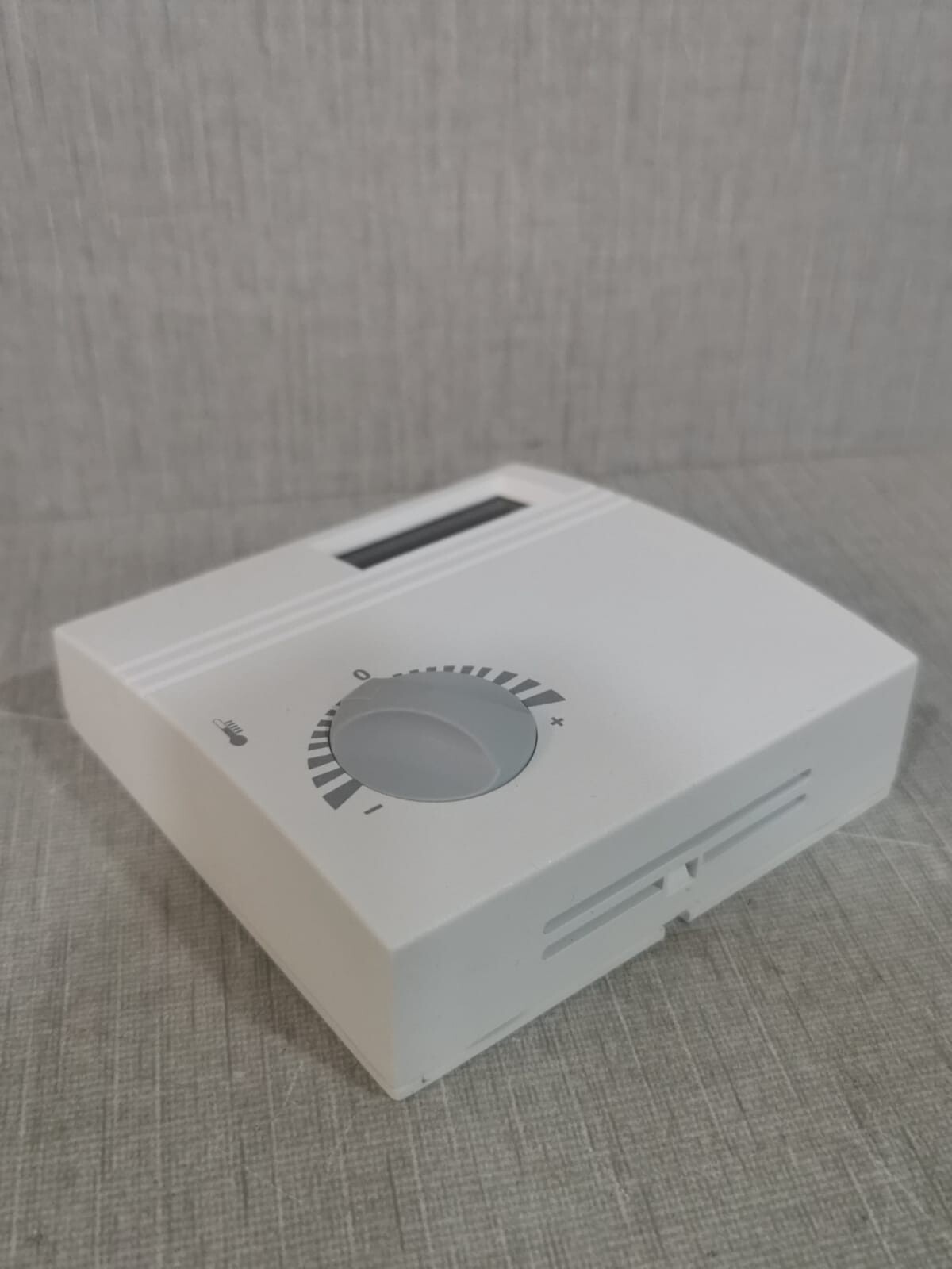 Thermokon SR04P Thermokon SR04P Room Operating Unit 4