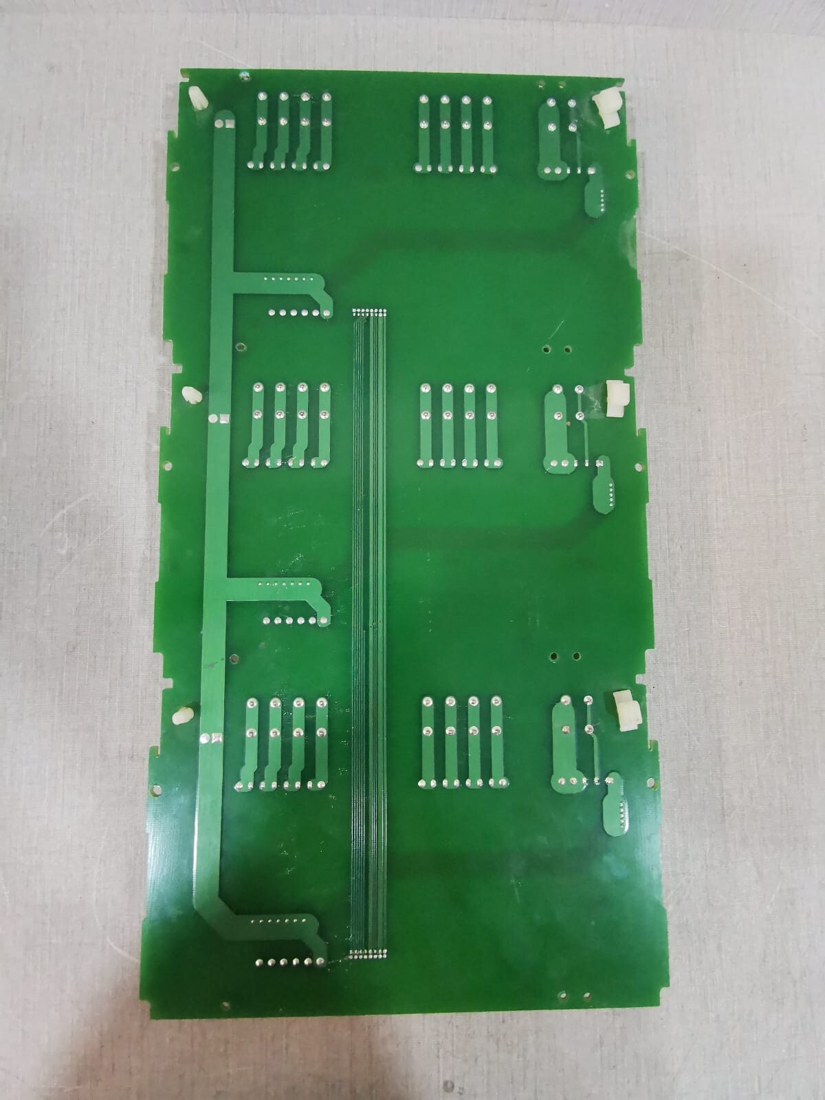 Dynalite DMC-BASEBOARD-RACK3-04 Dynalite DMC-BASEBOARD-RACK3-04 2