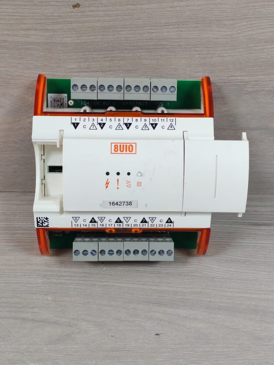 TREND 8UIO IQ4/IO/8UIO IQ4IO-5000U800 EXPANSION MODULE