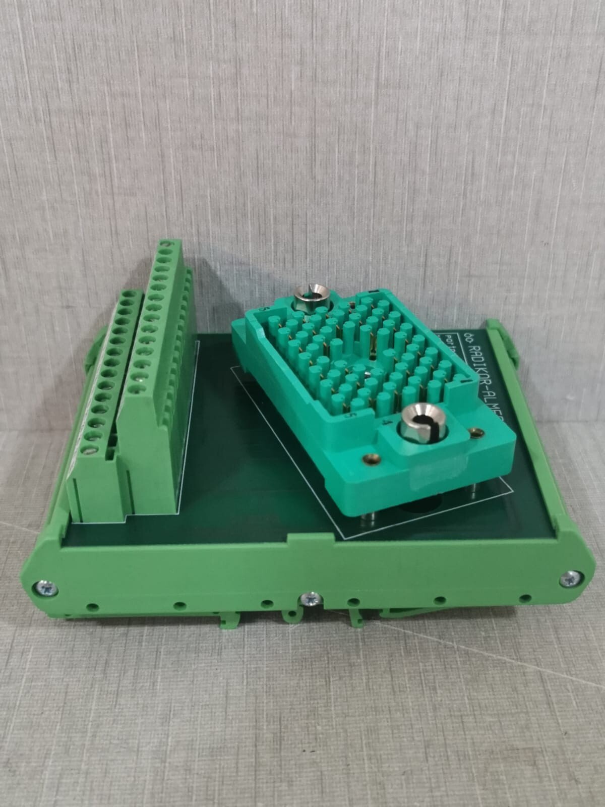 AXIO 2307125 RADIKOR-ALMERE 99875 AXIO IB 5-EM30-LH/RHT Interconnection Board 2307125 RADIKOR-ALMERE 99875 3