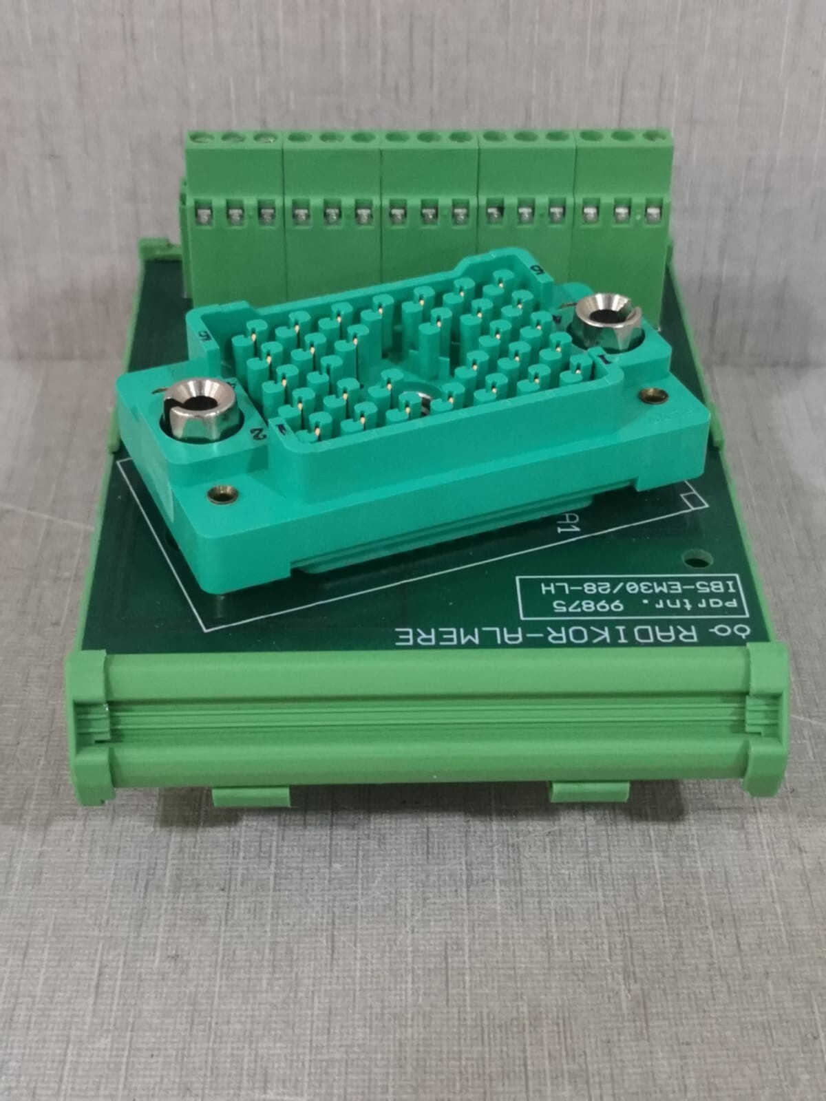 AXIO 2307125 RADIKOR-ALMERE 99875 AXIO IB 5-EM30-LH/RHT 2307125 RADIKOR-ALMERE 99875 INTERCONNECTION BOARD 3